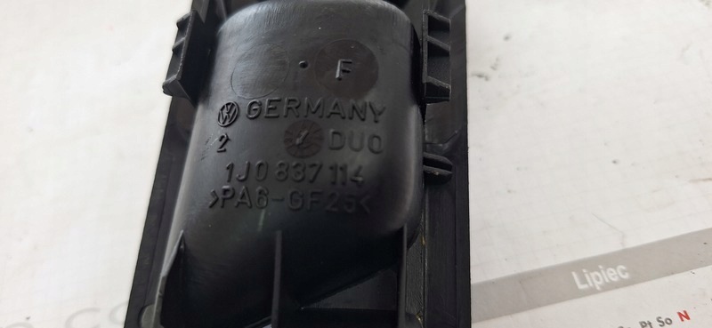 handle inner VW GOLF IV 1J0837114