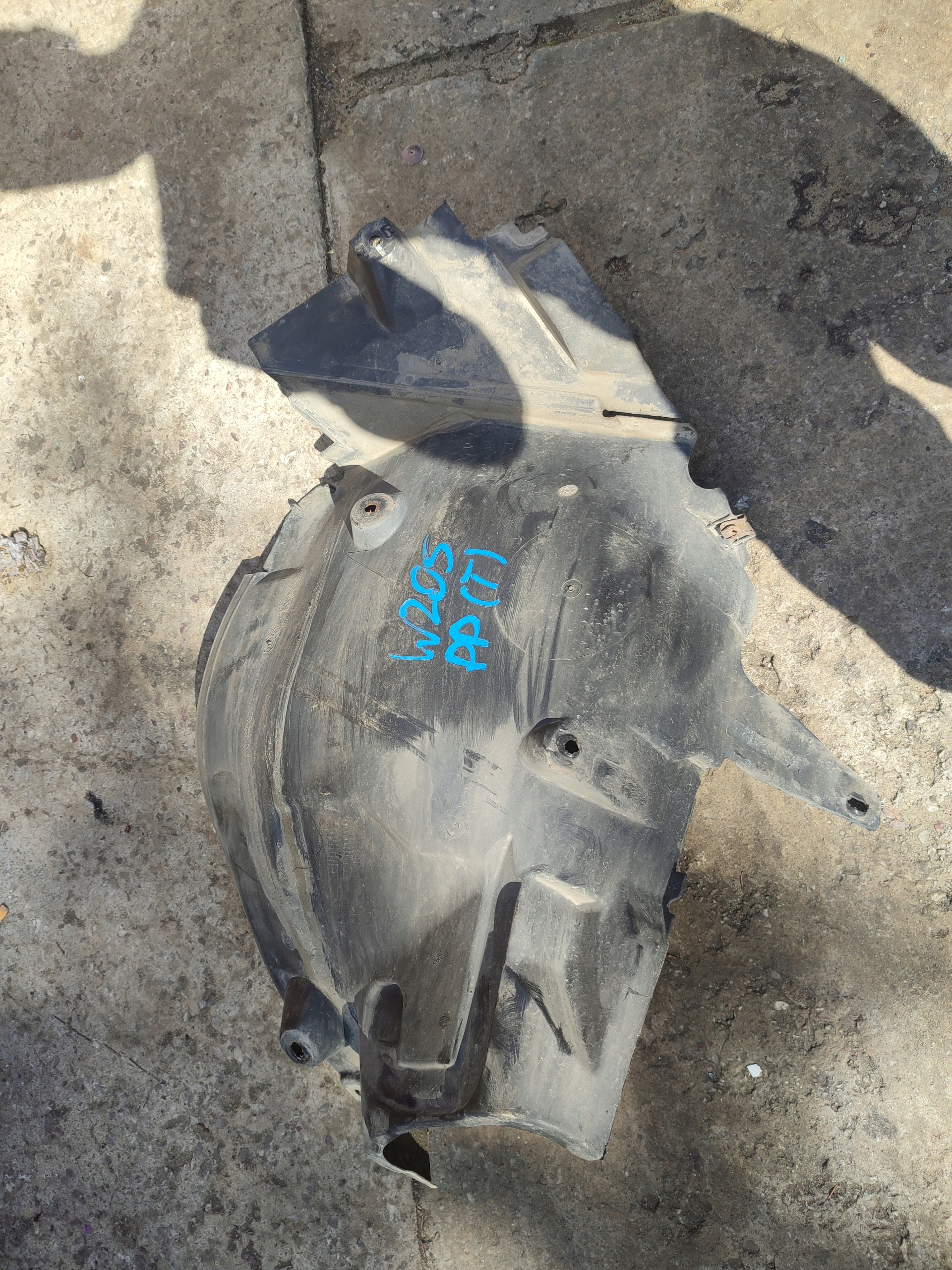 mudguard right front part rear right MERCEDES C W204 A2046902830
