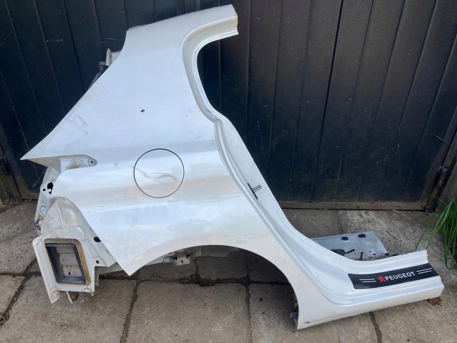 quarter right rear part PEUGEOT 308 T9 HB