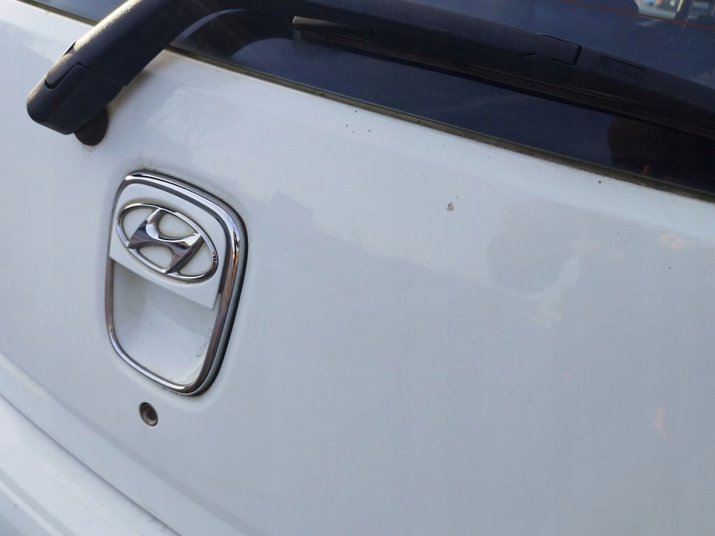 Hyundai i10 and boot door rear PGU