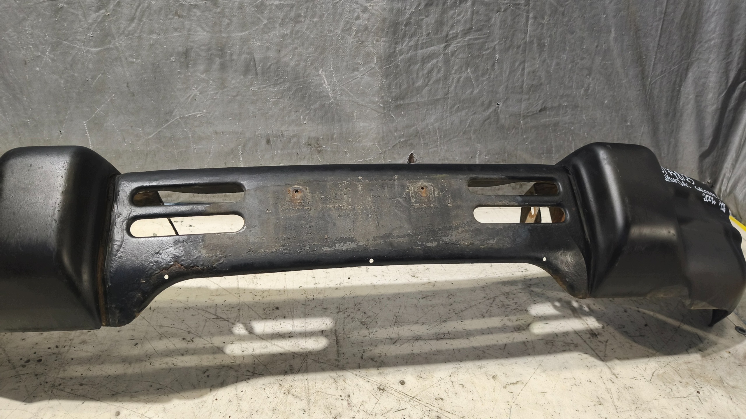 front bumper HYUNDAI GALLOPER 2001r