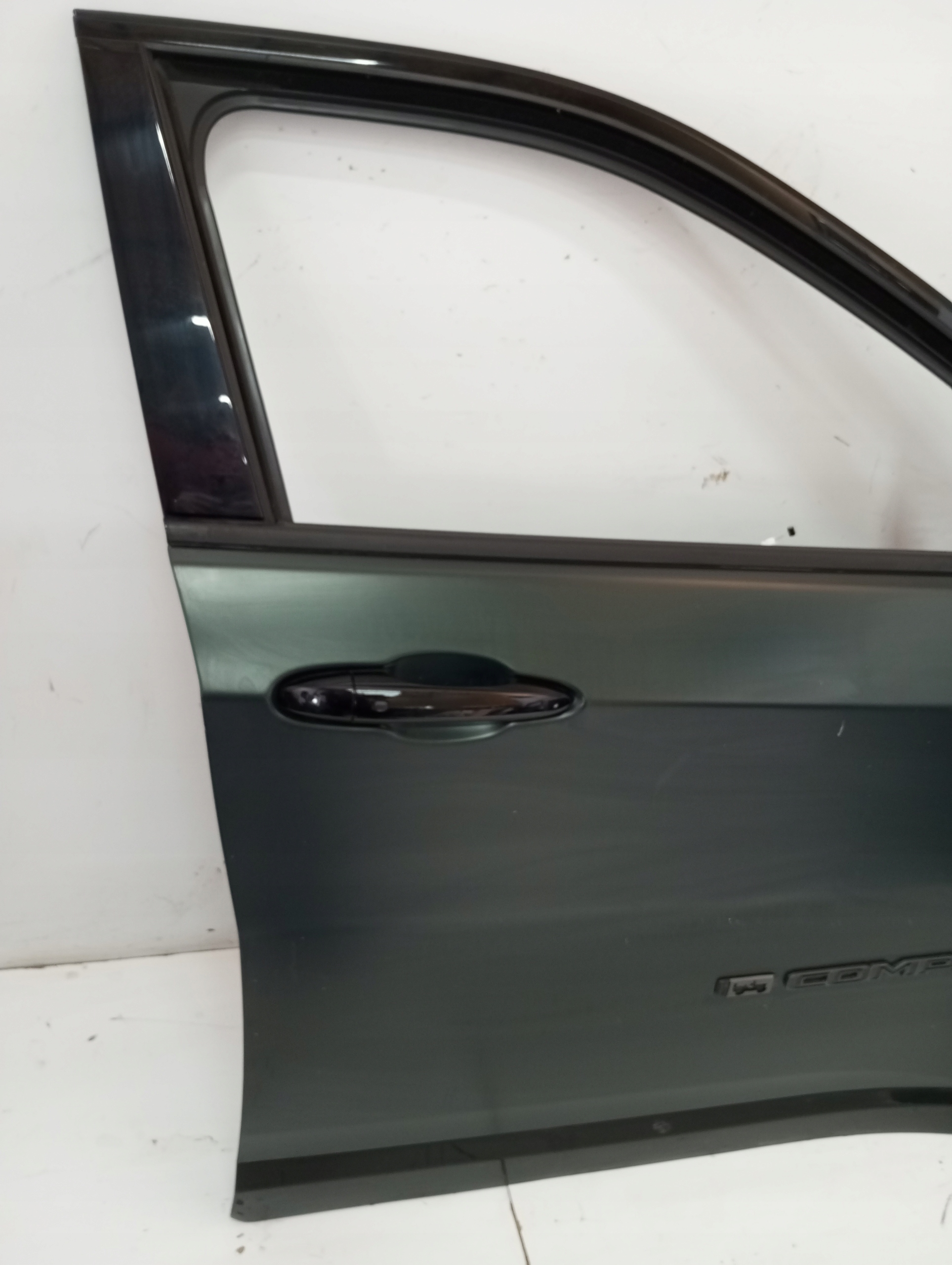 Drzwi PRAWE PRZEDNIE JEEP COMPASS II 21R BSZ Typ samochodu Samochody osobowe