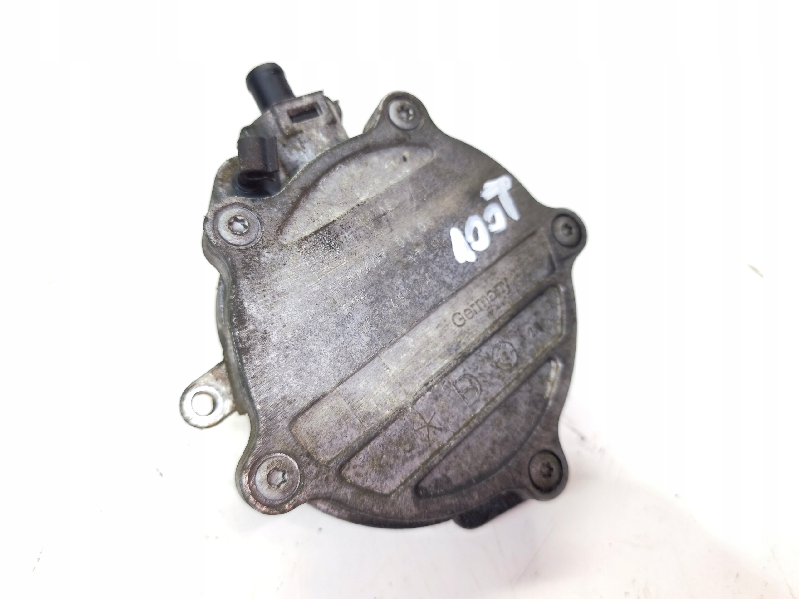 pump VACUM AUDI A4 B7 A6 C6 3.2 FSI 06E145100T