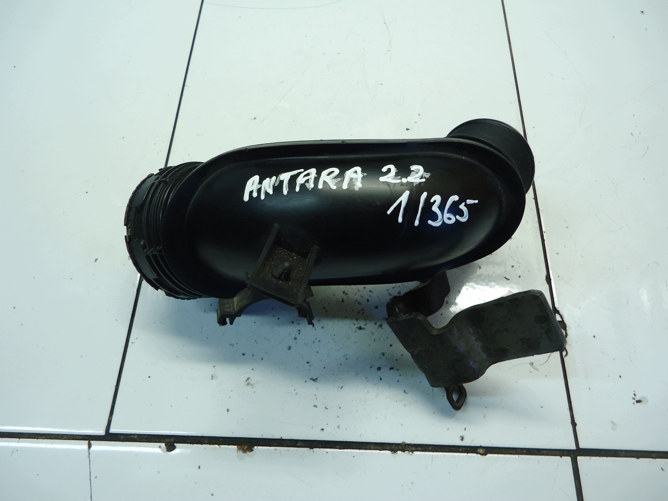 OPEL ANTARA 2.2CDTI Z22D1 pipe air hose 22744180