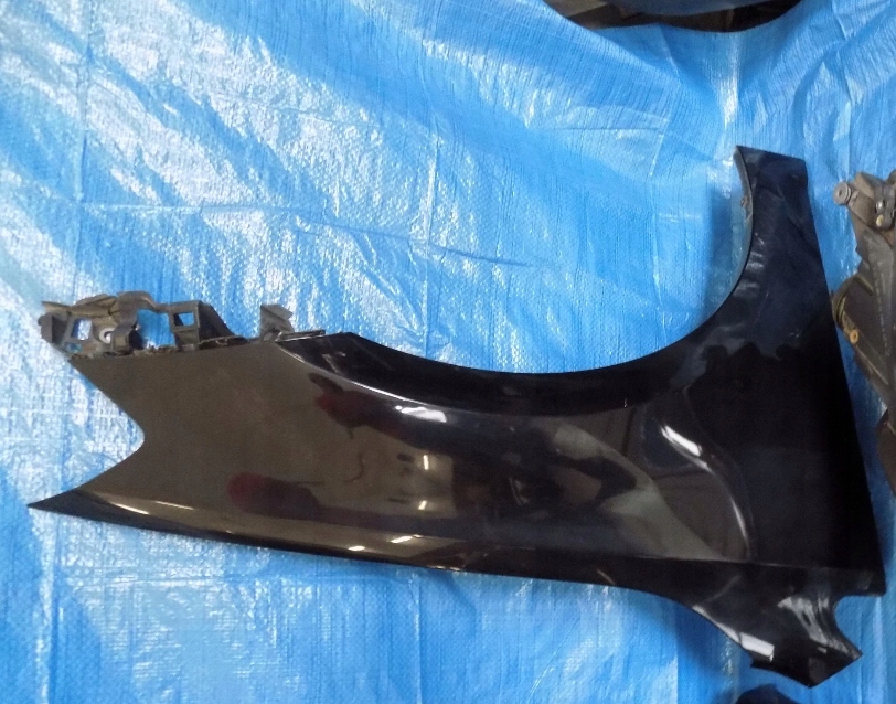 fender right front right front VW GOLF VII