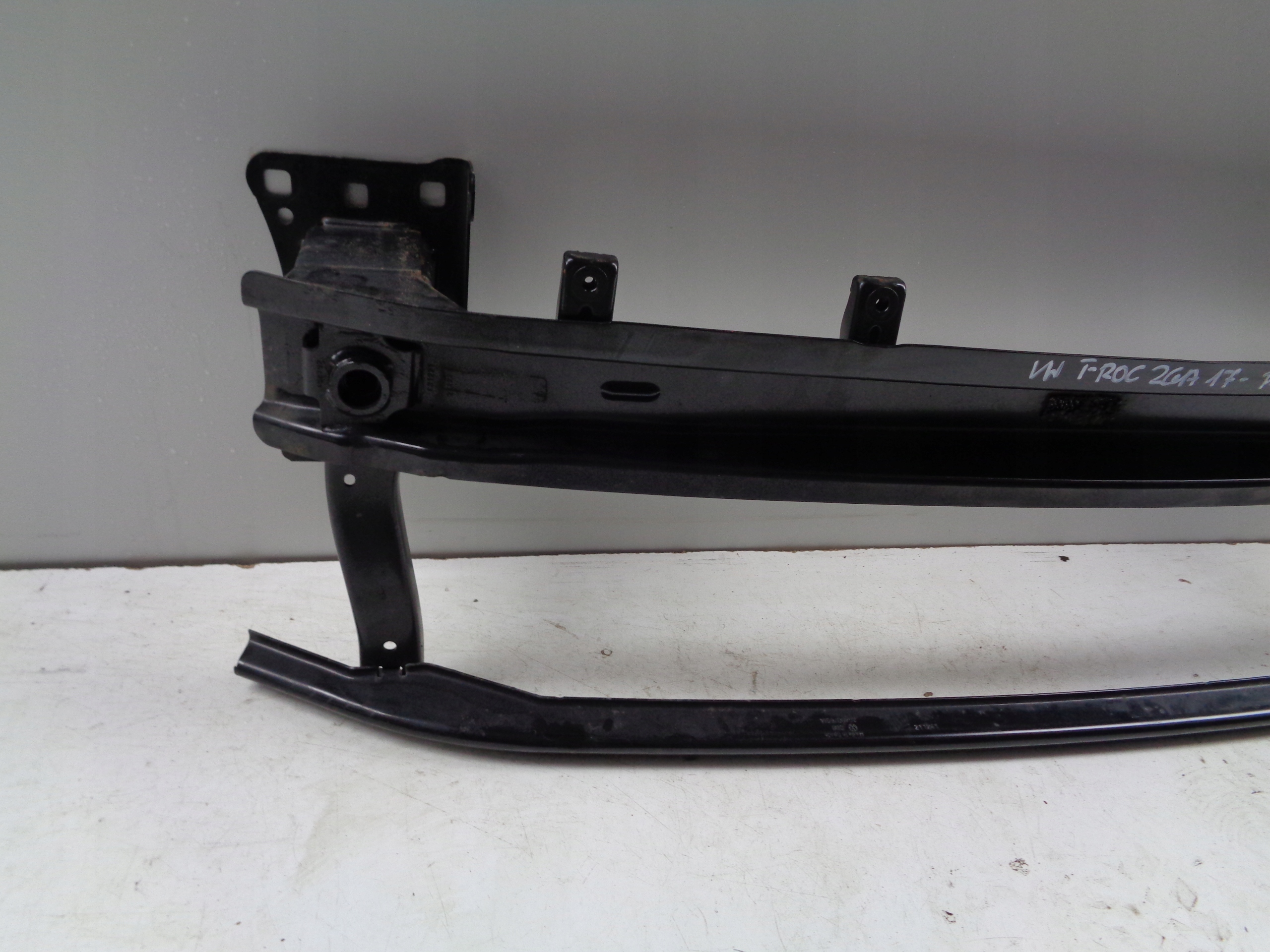 pillar bumper support front VW T-ROC 2GA 17