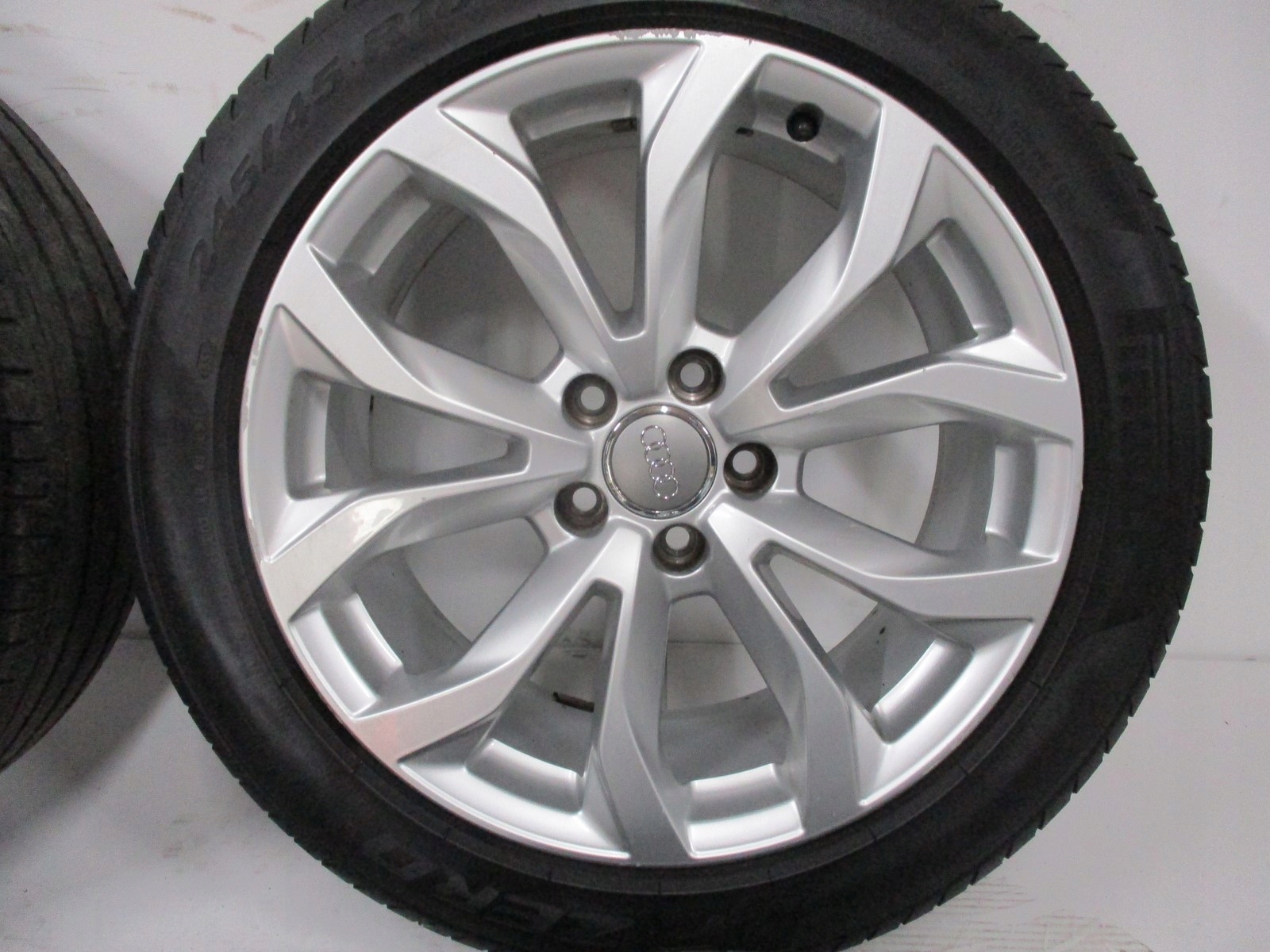 wheels discs tyres AUDI A6 4G0 R18 3MM