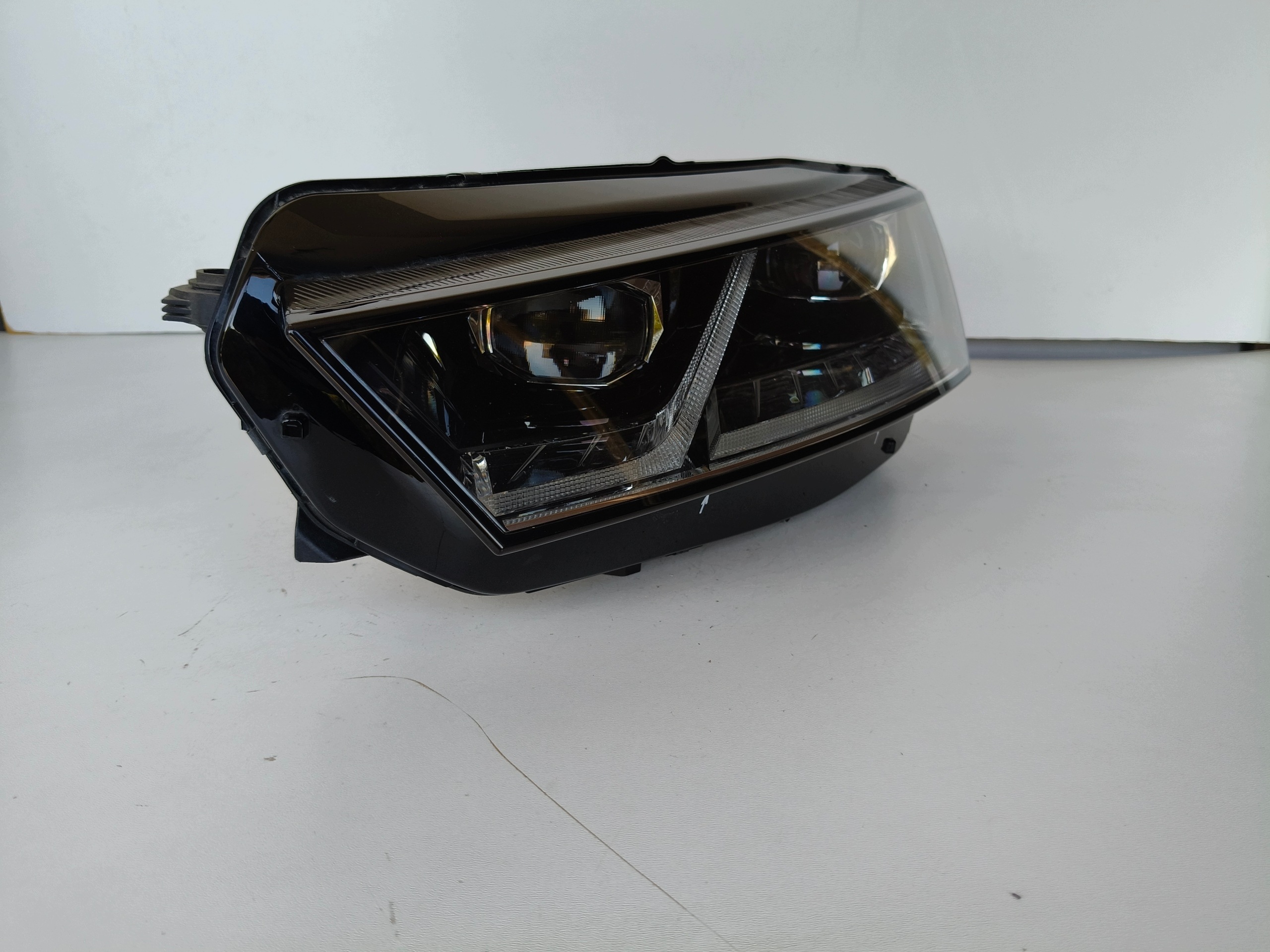 feu gauche REFLEKTOR SKODA OCTAVIA 4 IV 5E3 20- FULL LED