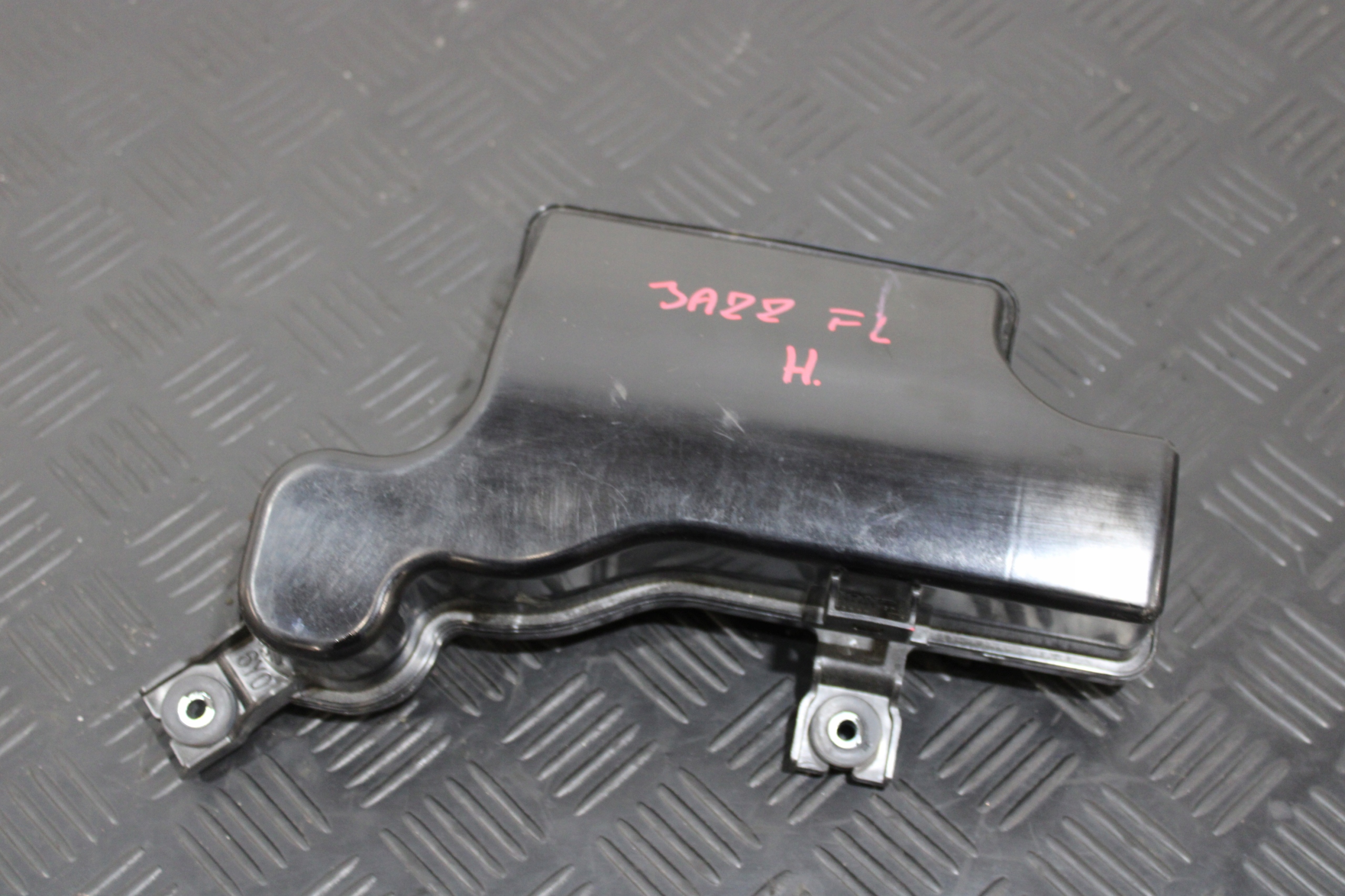 REZONATOR luft HONDA JAZZ V 5 LIFT -2023
