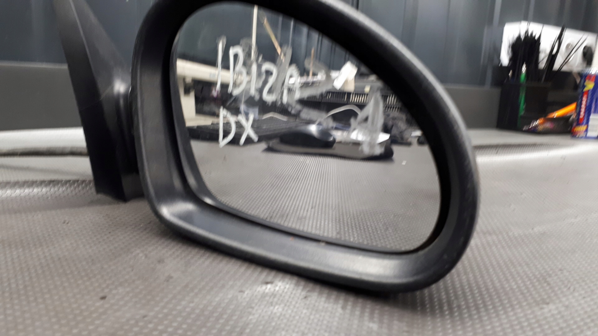836194 mirror right Ibiza III manually
