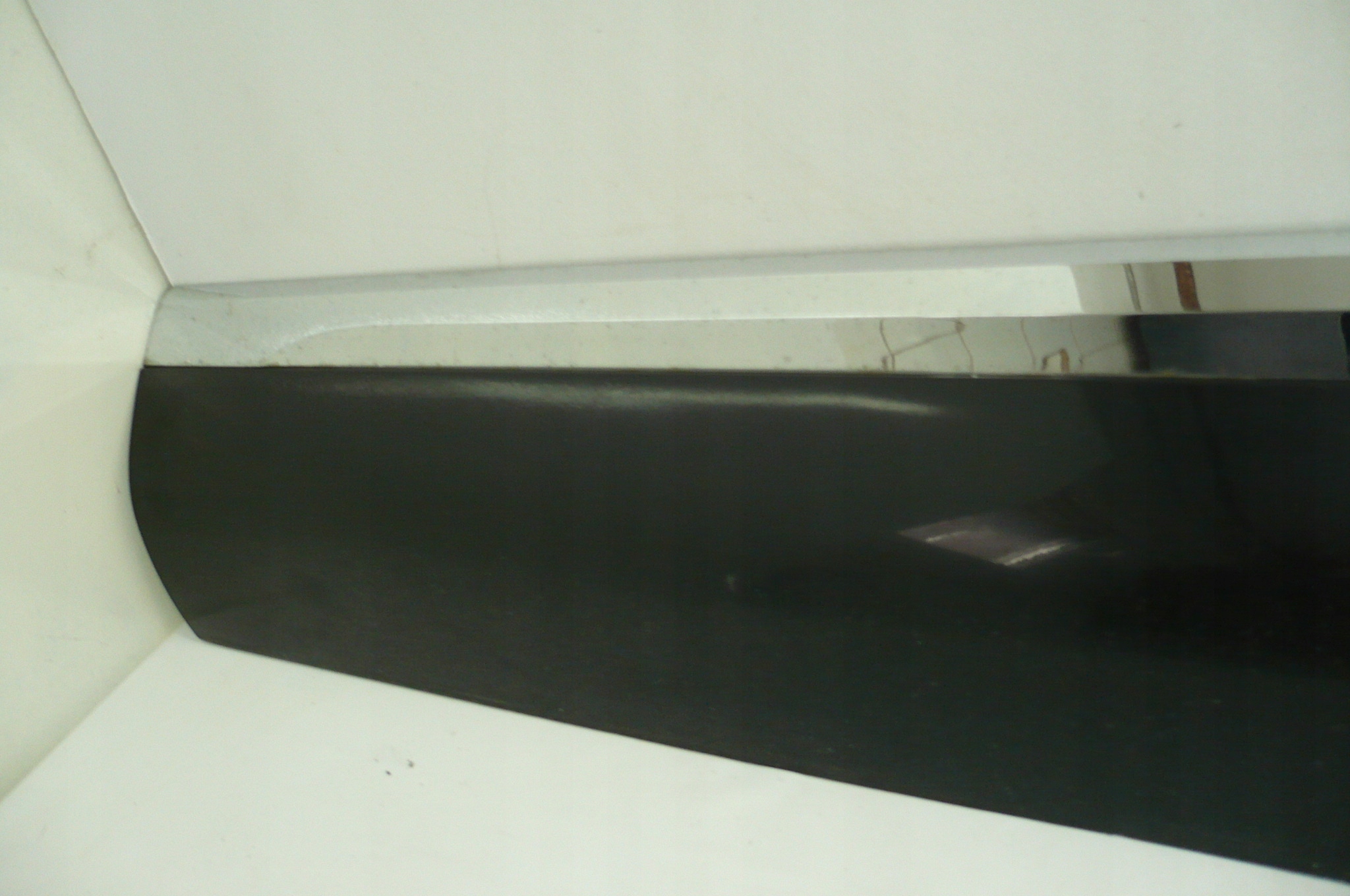 VW TOUAREG II 7P6 10-> moulding door left front original