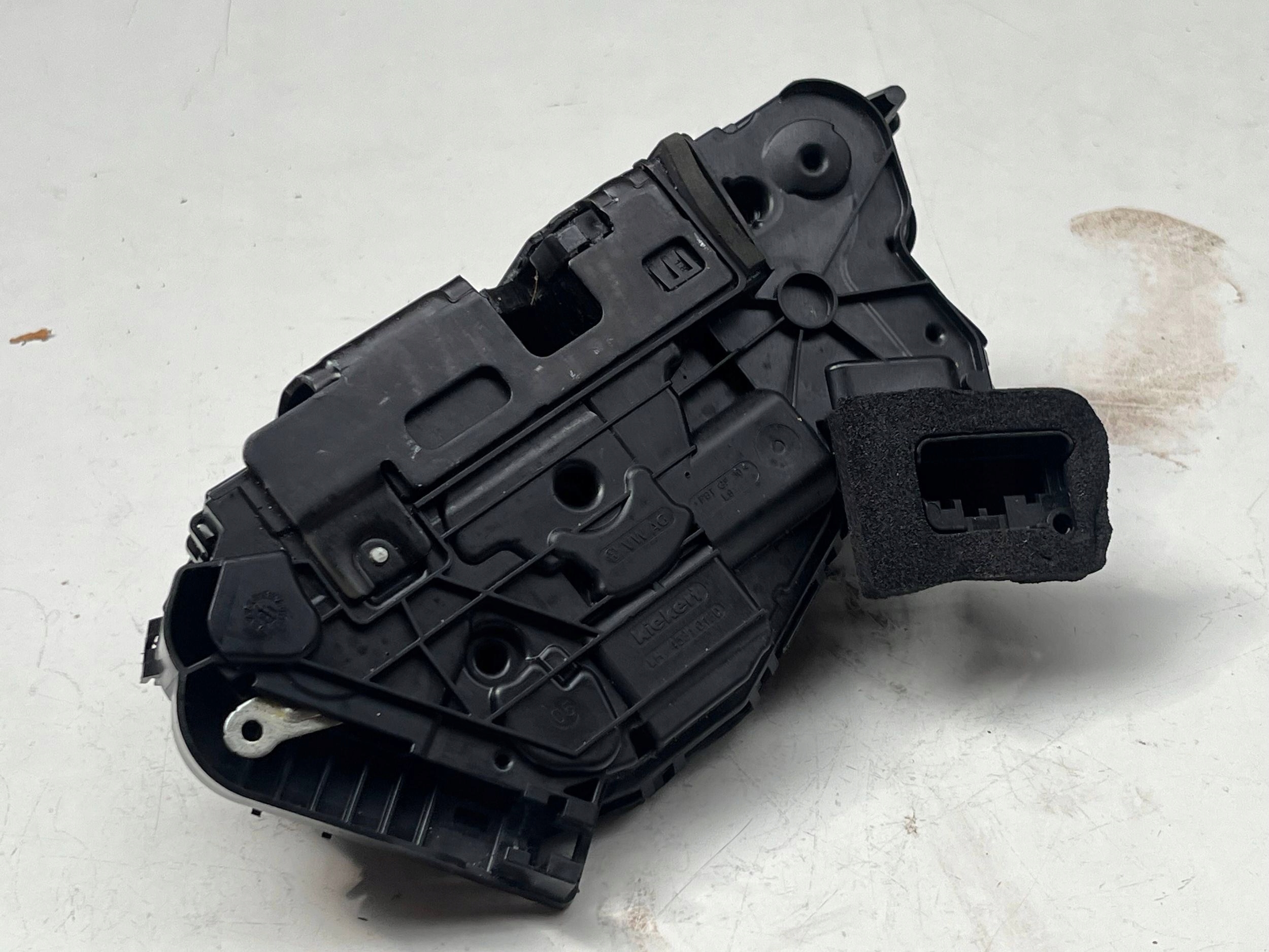 VOLKSWAGEN SEAT SKODA lock door left front 5TB837015B @M