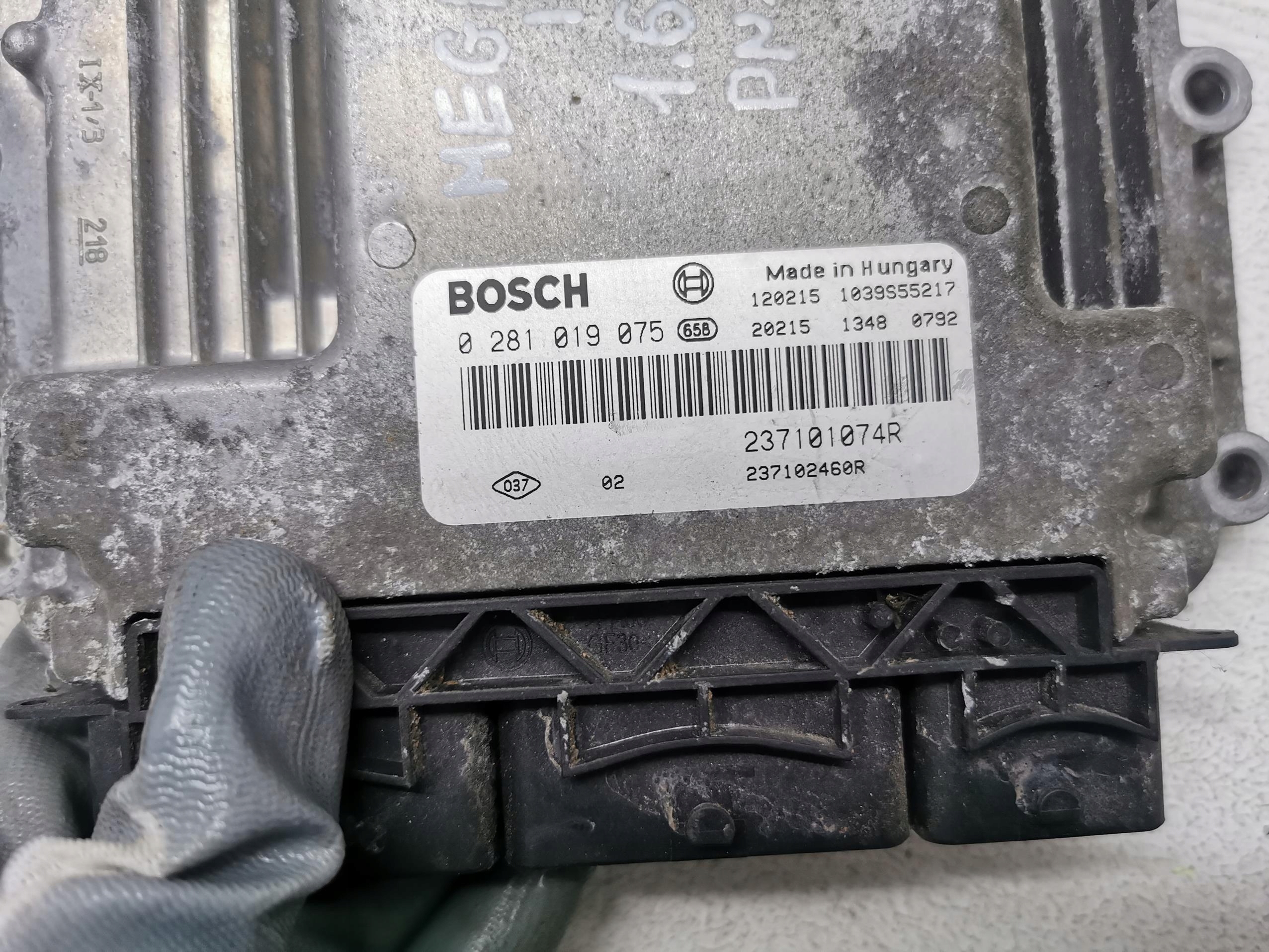 control unit of the engine RENAULT MEGANE III 1.6 DCI 08-16