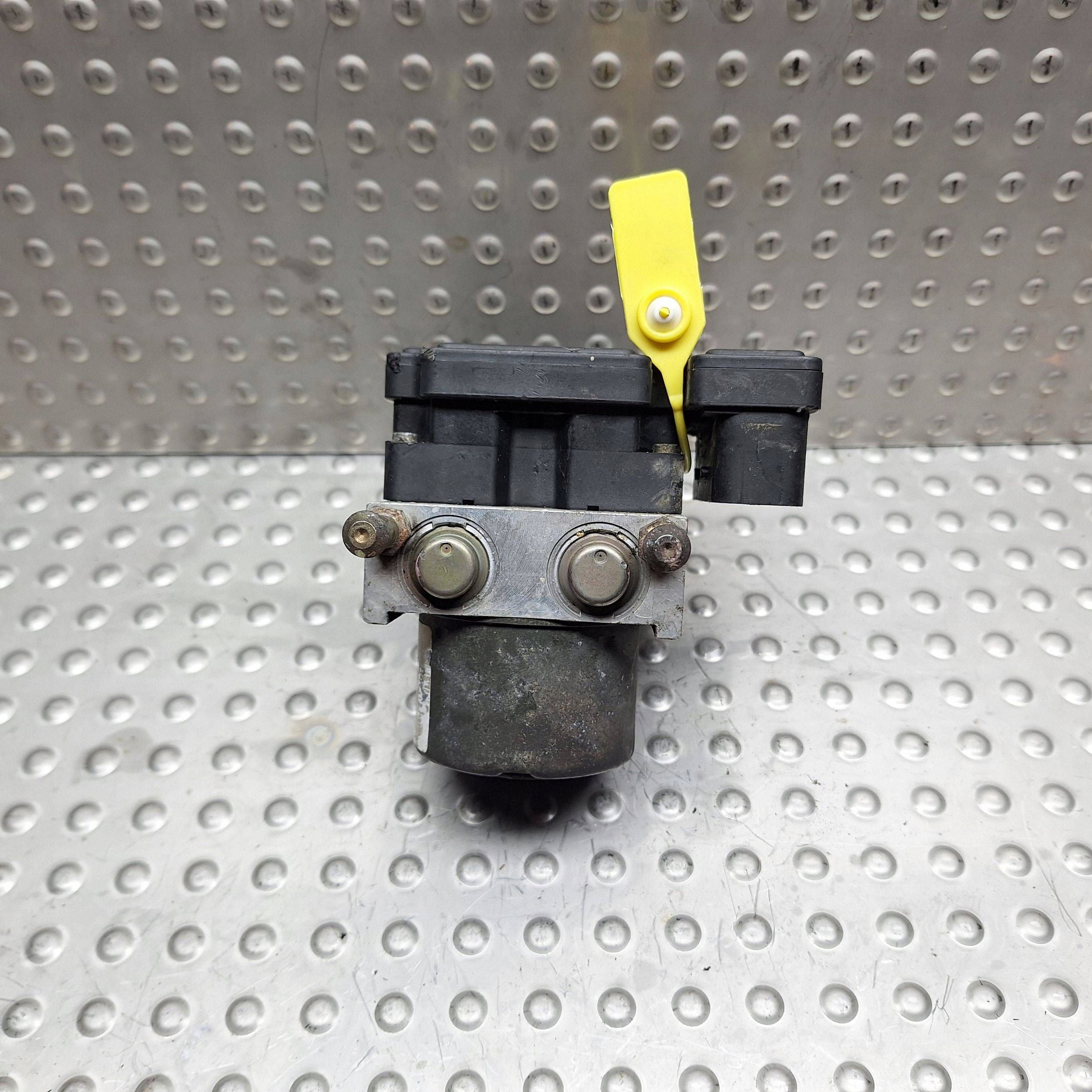 pump control unit ABS 06.2109-0121.3 SUZUKI WAGON R+ 84E1 BE 4WD