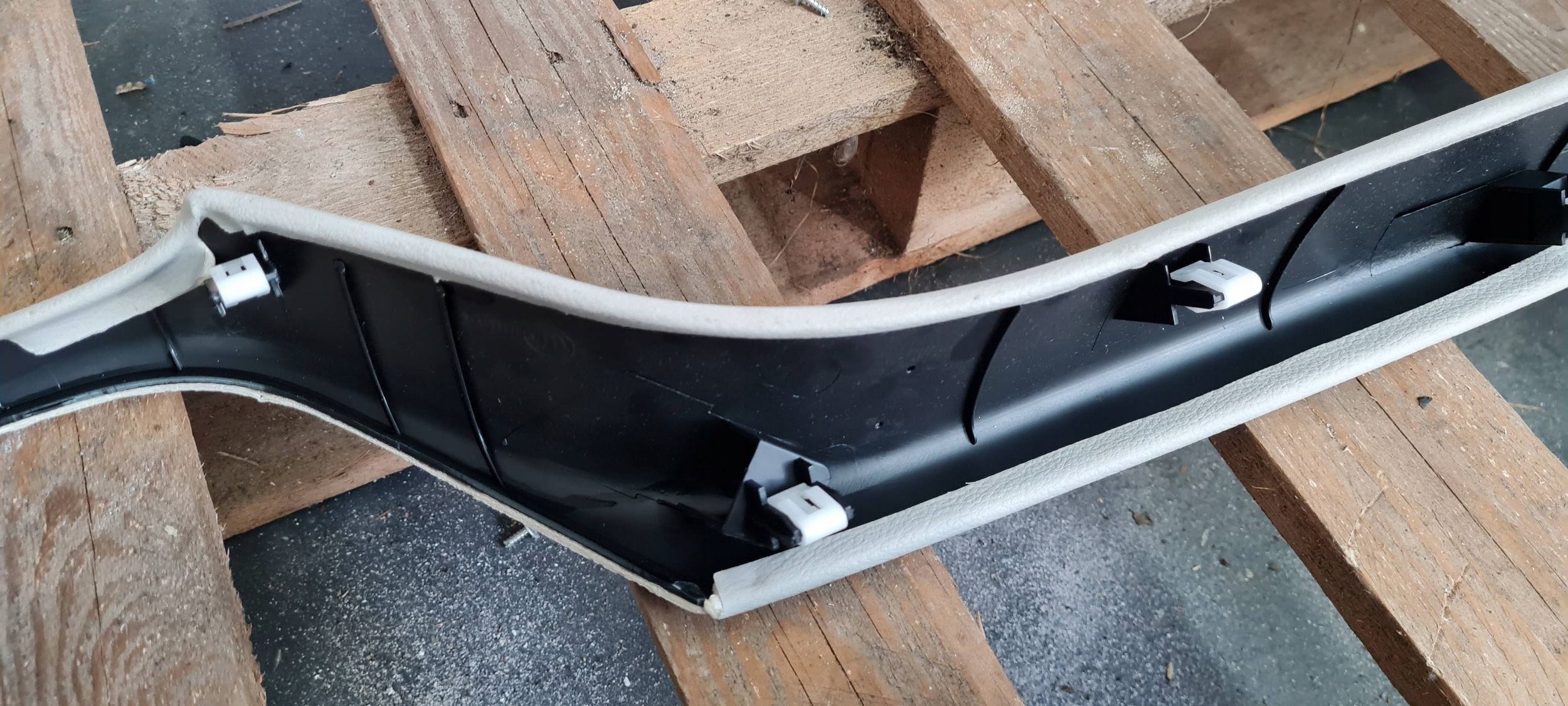 Chrysler Pacifica 2022 decorative trim of the dashboard KOKPITU 5RL26PD2AD