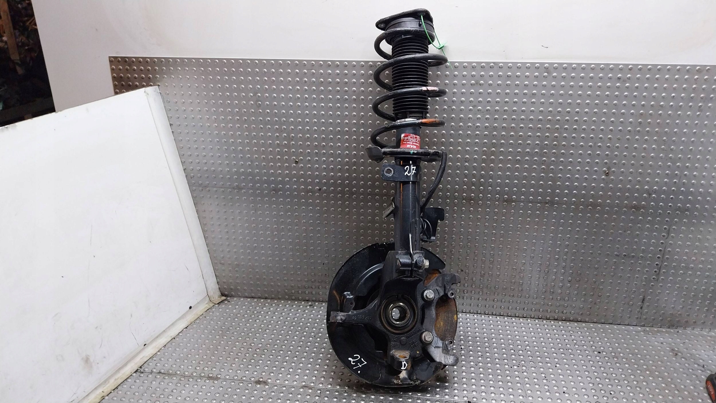 swing shock absorber left front KPL FORD FOCUS MK2 C MAX MK1 VOLVO V50 S40
