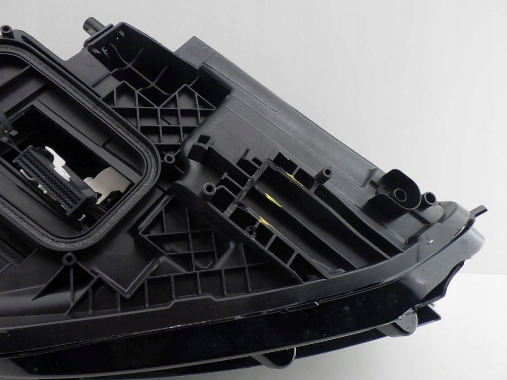 MERCEDES EQA EQB 243 W243 FULL LED PERFORMANCE Licht links vorne