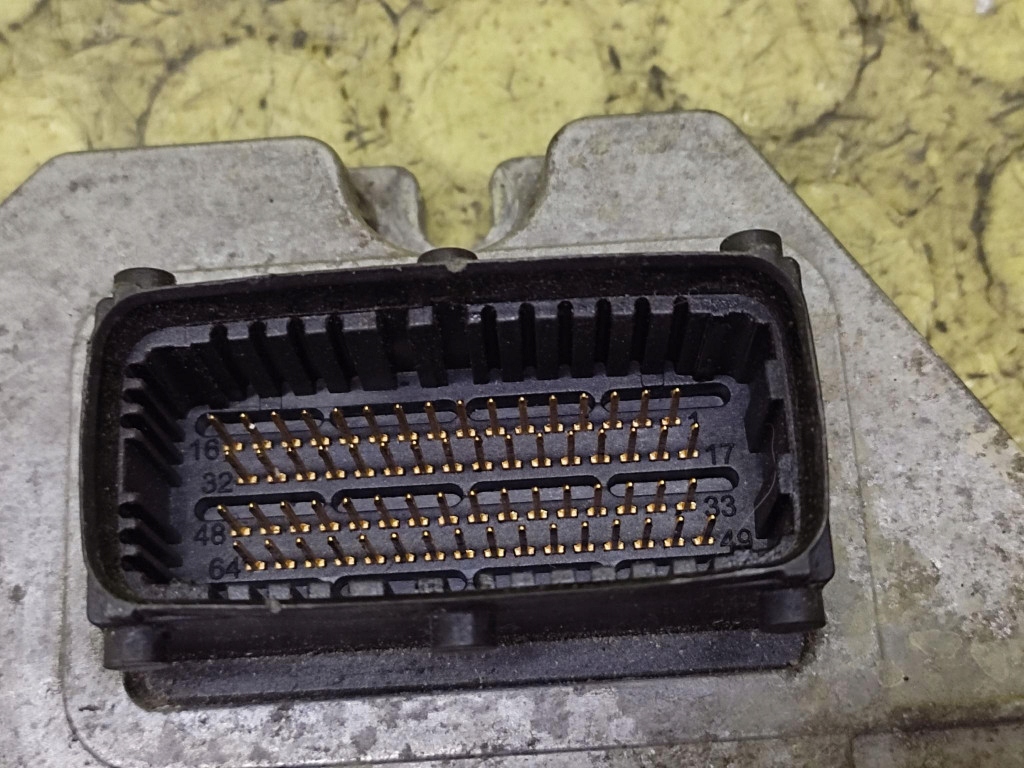 OPEL ASTRA H 1.8 control unit of the engine 55559287