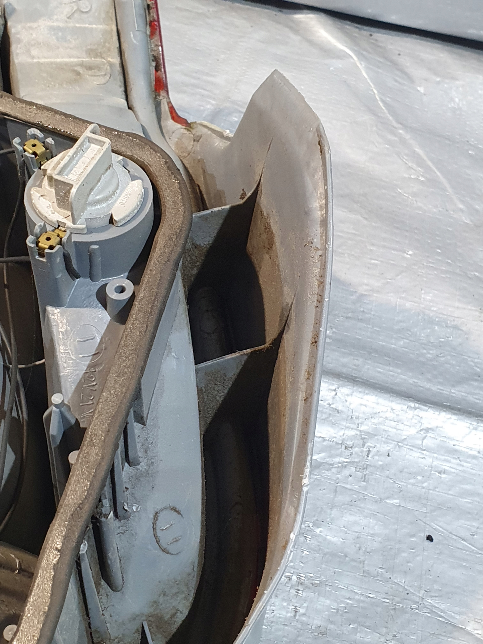 light right rear part TOYOTA YARIS and 00r.