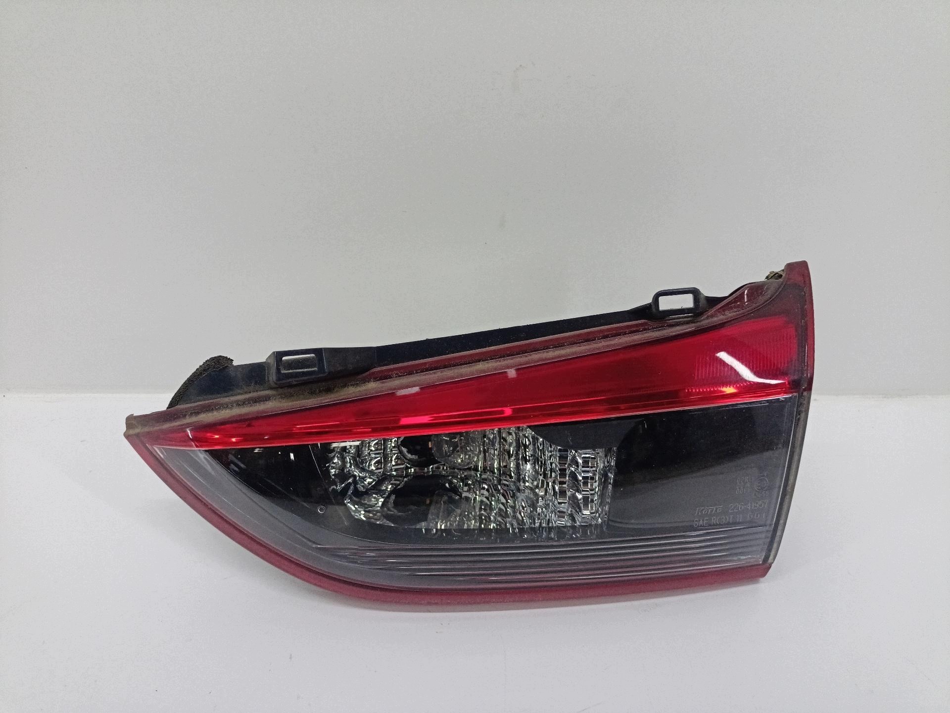 light rear to the bonnet right side Mazda 6 3 2014 132-41978