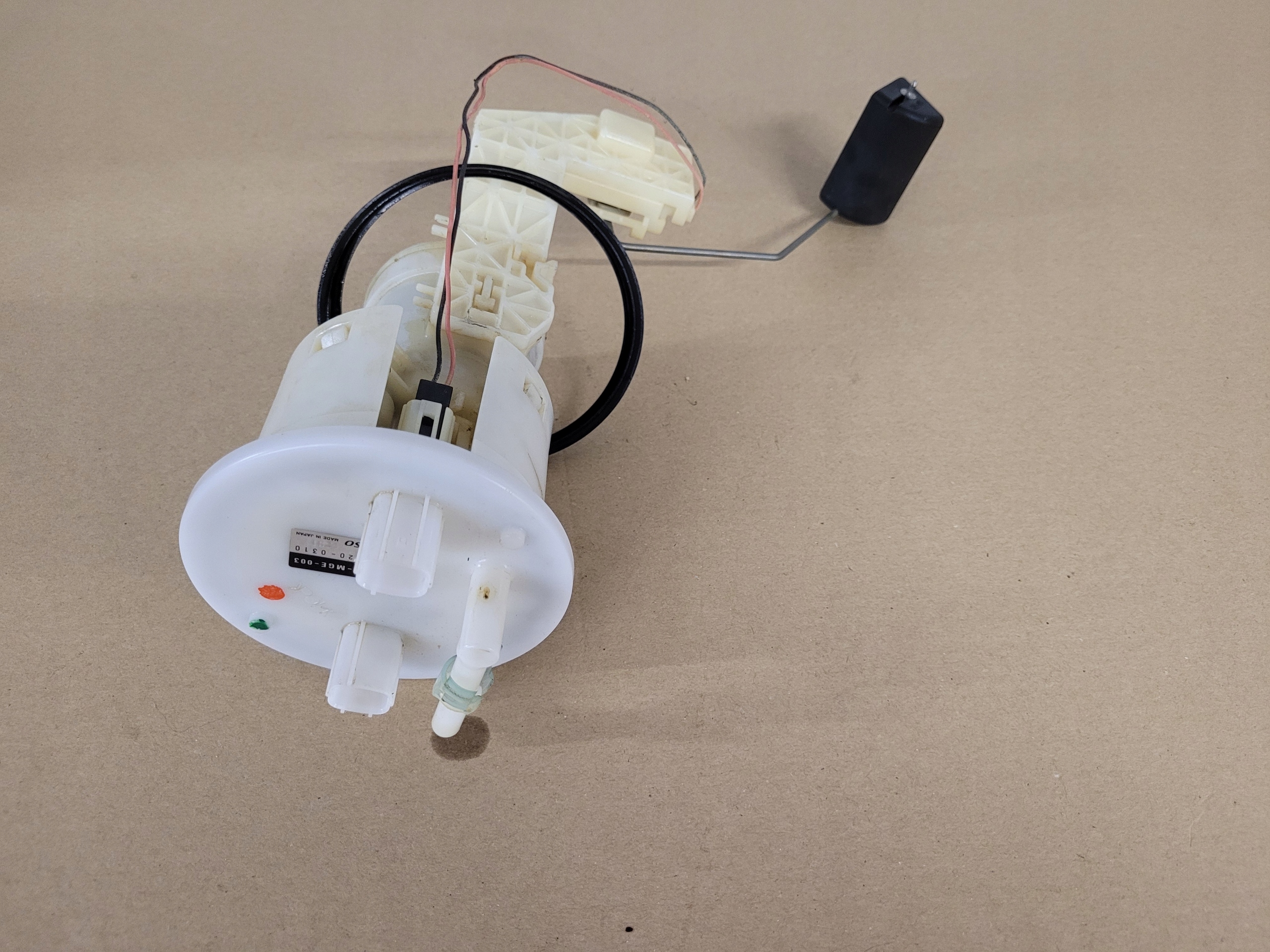 HF03221222 - Honda VFR 1200 F топливный насос