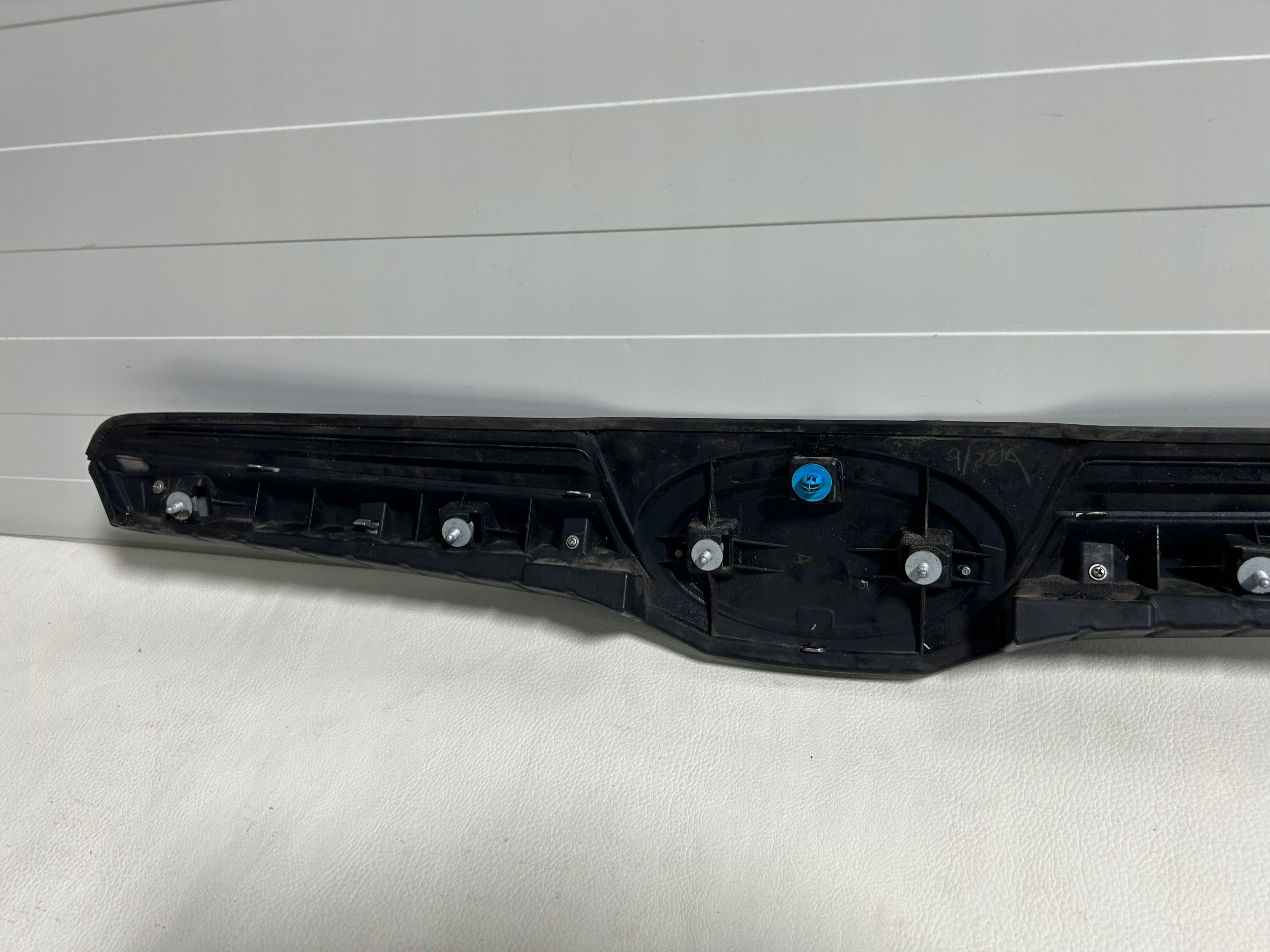 Subaru Forester IV grill grille front 91121SG05013-16
