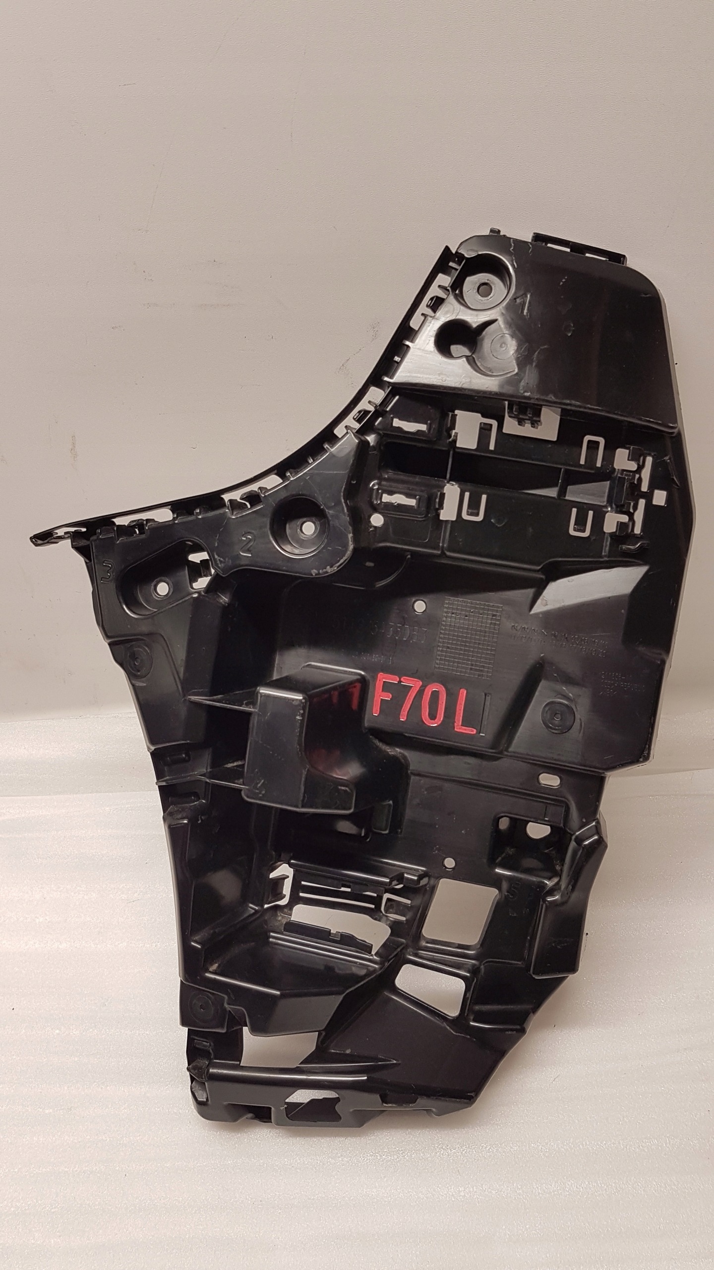 bumper bracket left rear part BMW 1 F70 5A35D83