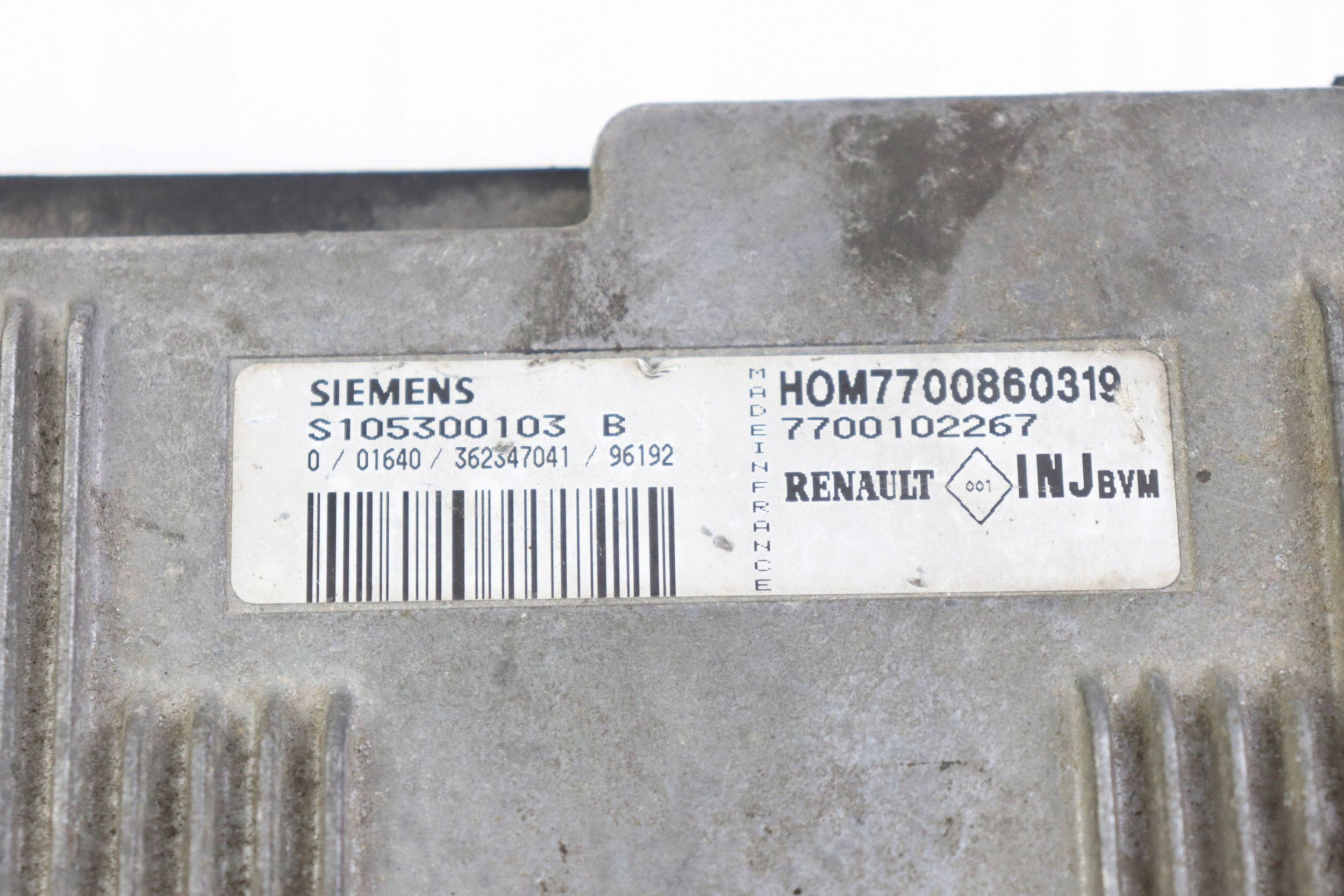 RENAULT MEGANE et module unité de commande électronique uce moteur 1.6 7700860319 S105300103B