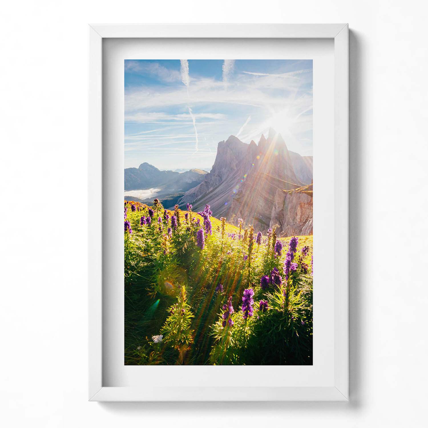 Dekorativní nástěnný obraz s grafikou v bílém rámu Krajina Dolomity 40x60 cm