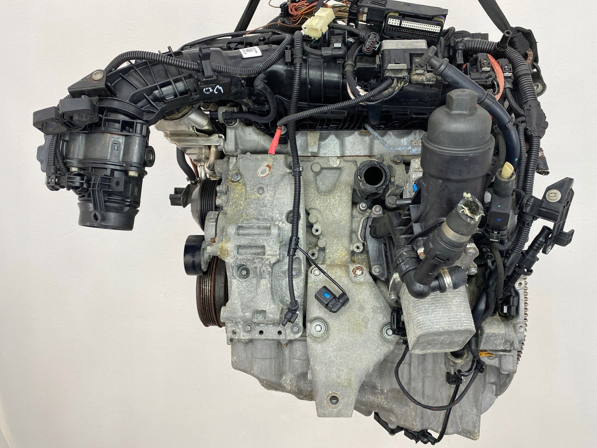 engine complete B47D20A BMW 520d F10 B47 2.0d B47D20 211KM