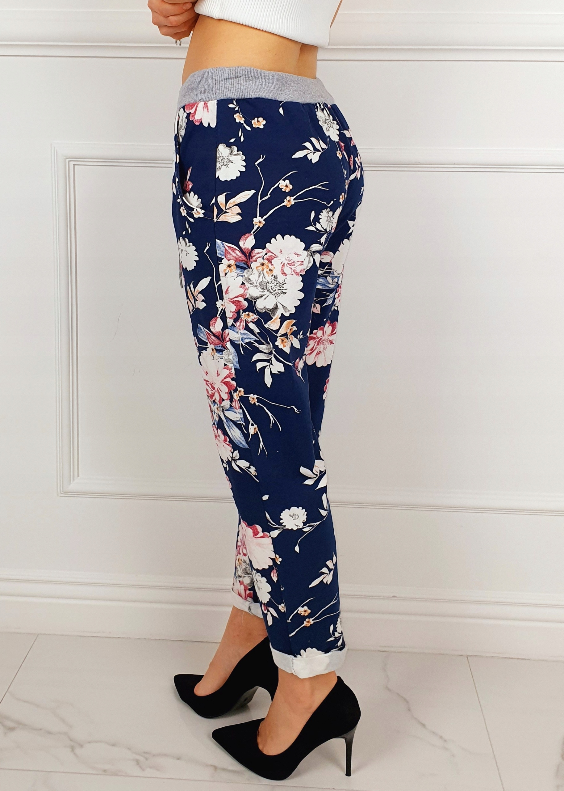 WYGODNE - SPODNIE - DRESOWE - KWIATY - BAWEŁNIANE Płeć kobieta