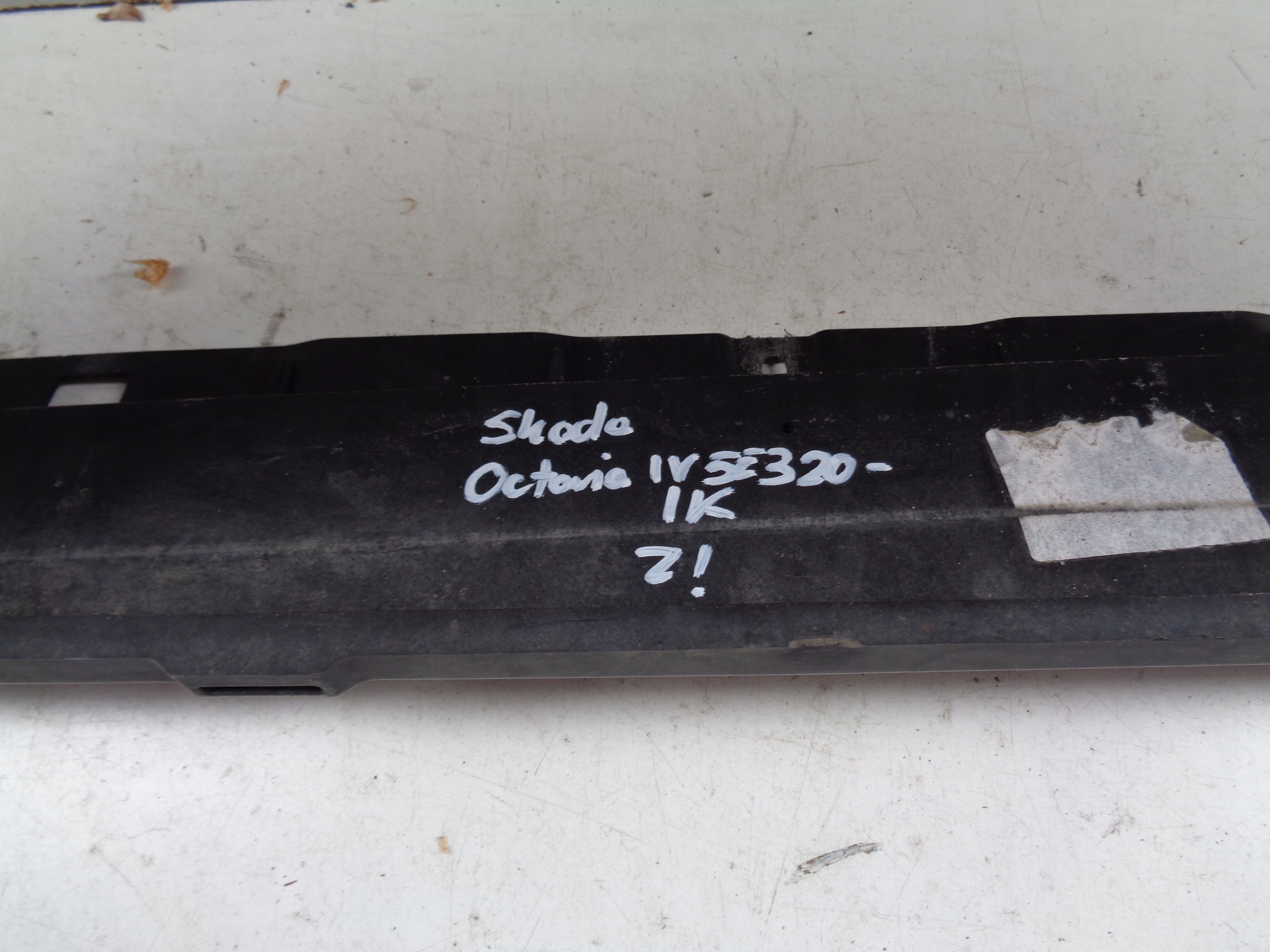 bar, wall front SKODA OCTAVIA IV 4 5E3 20
