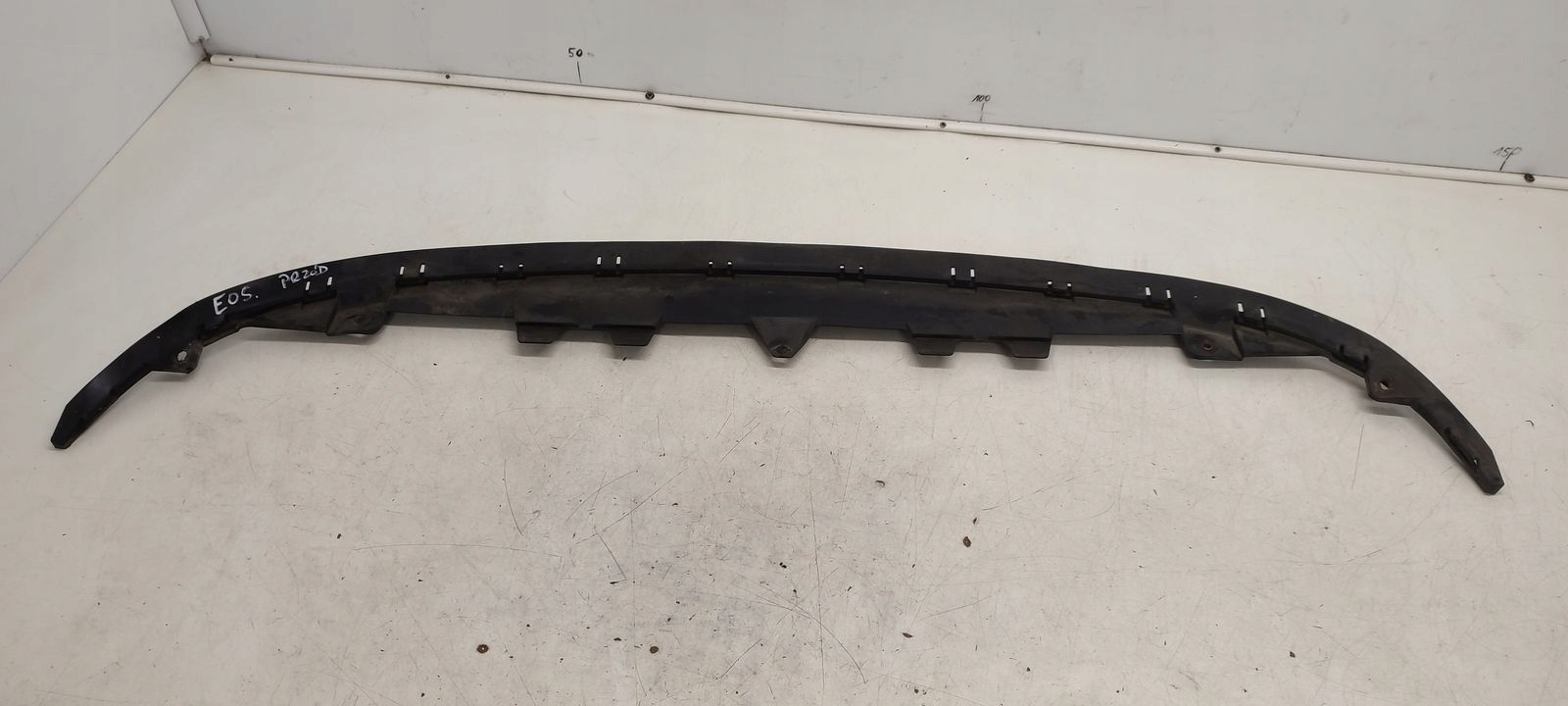 spoiler accessories of a bumper front front VW EOS 2,0 TDI