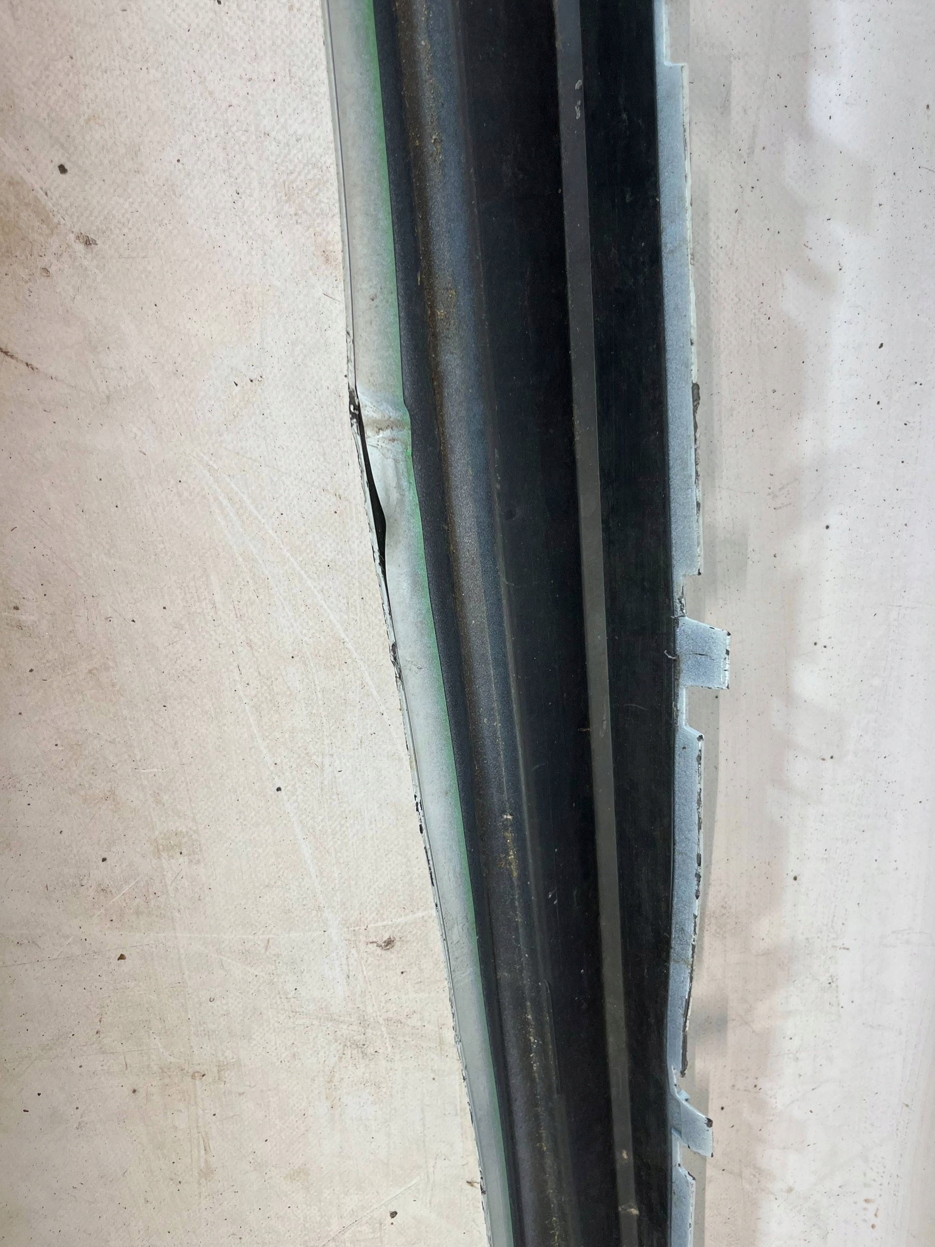 moulding threshold right original R LINE BIALA Volkswagen Golf VIII 5H0853856A