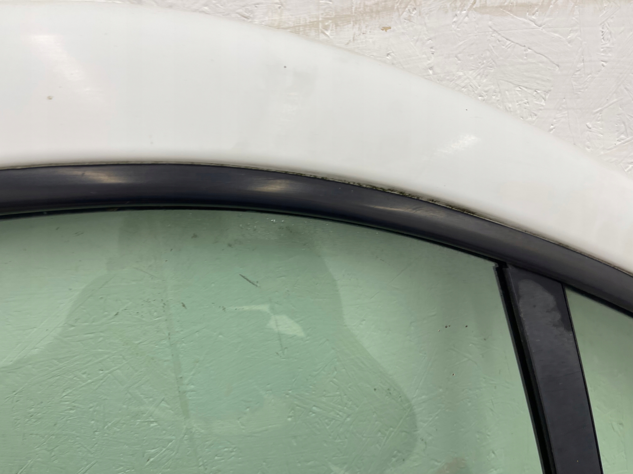 RENAULT TRAFIC II VIVARO A door front right front BIALE ORYG LAKIER KOM