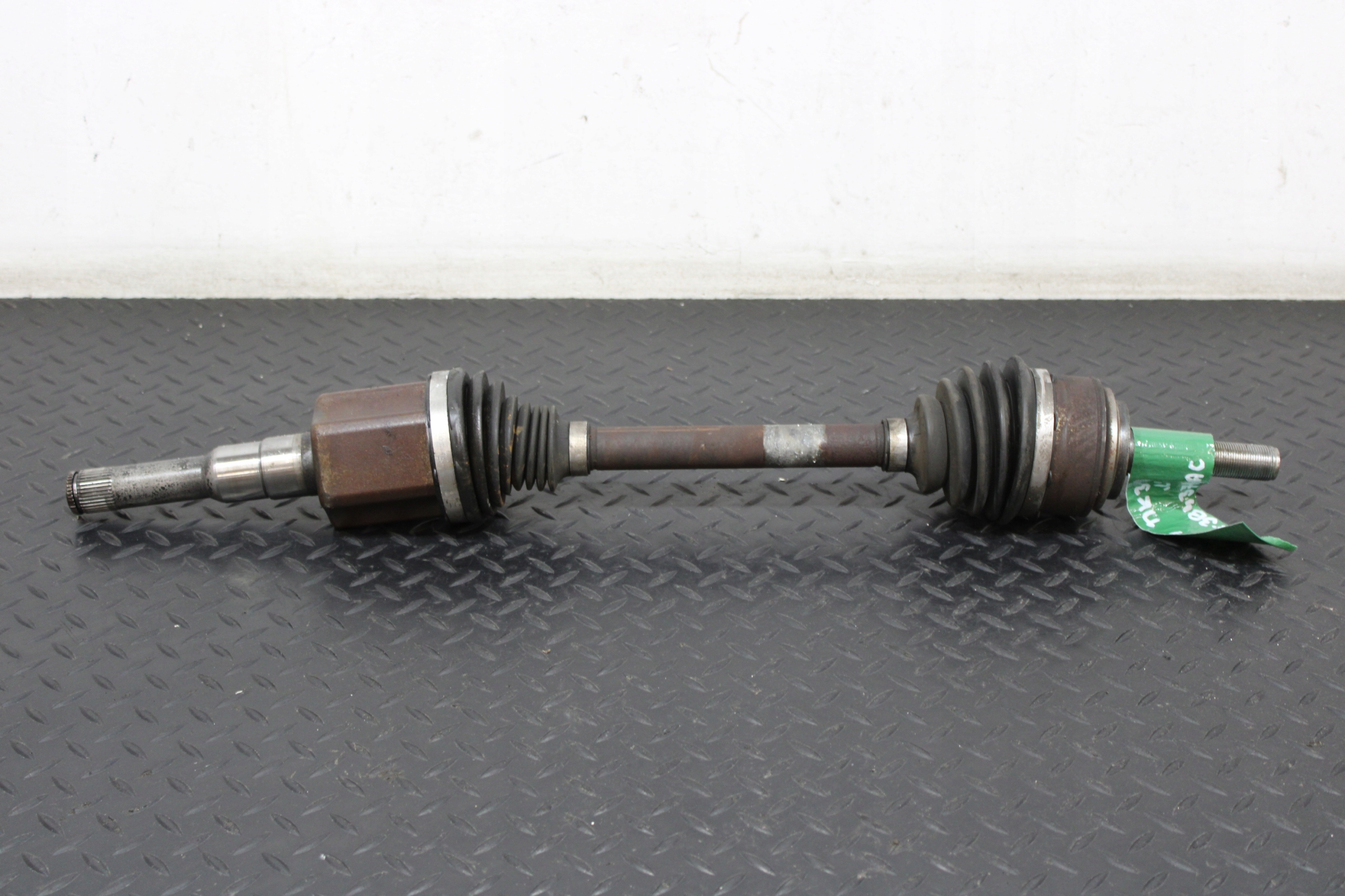 semi-axis semi-axis left front FORD KUGA MK3 ST-LINE LX67-3B437-BAC