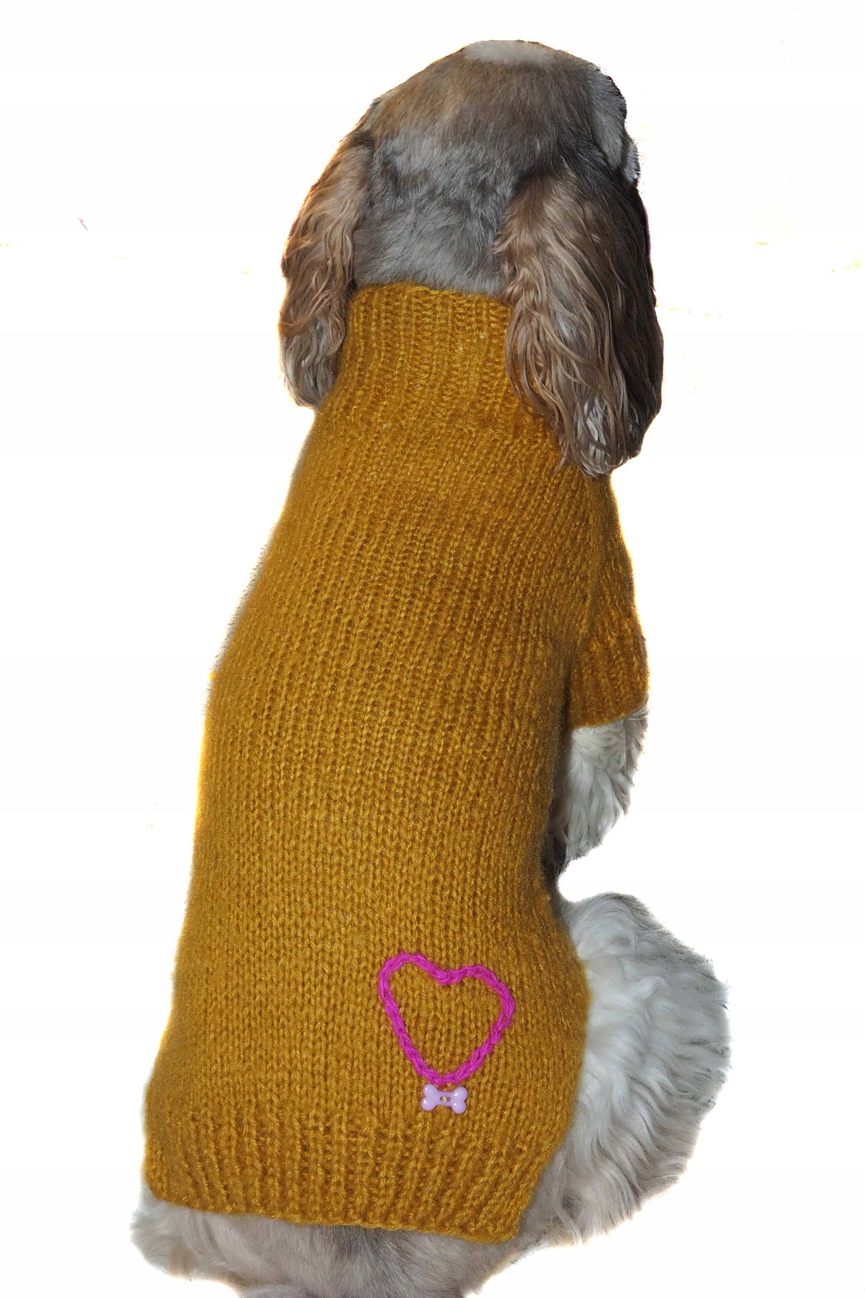 Hořčicový svetr pro psa s roztomilým srdíčkem, velikost L, handmade