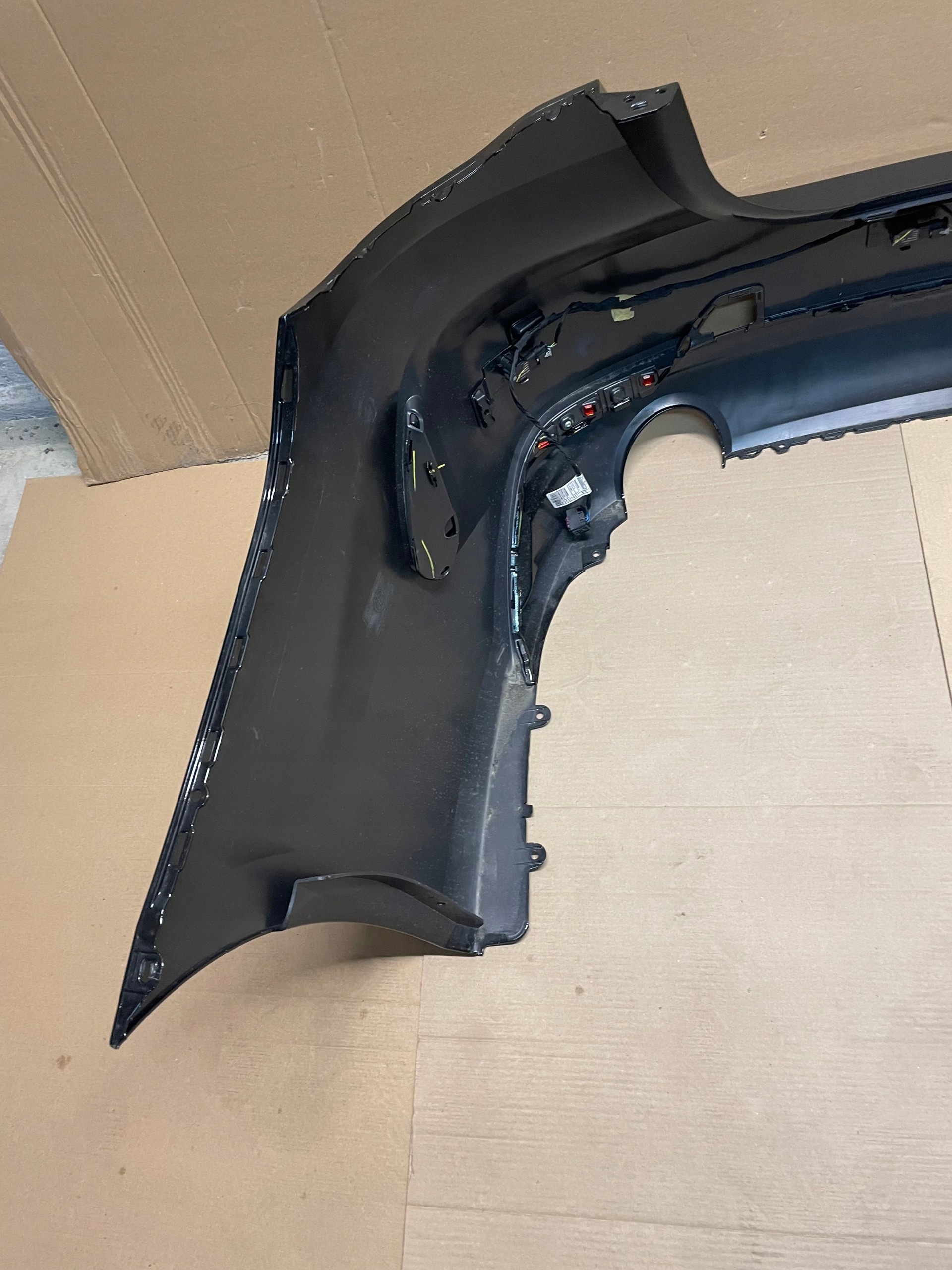 bumper rear part 4 X PDC complete BMW 4 G22 G23 colour 475