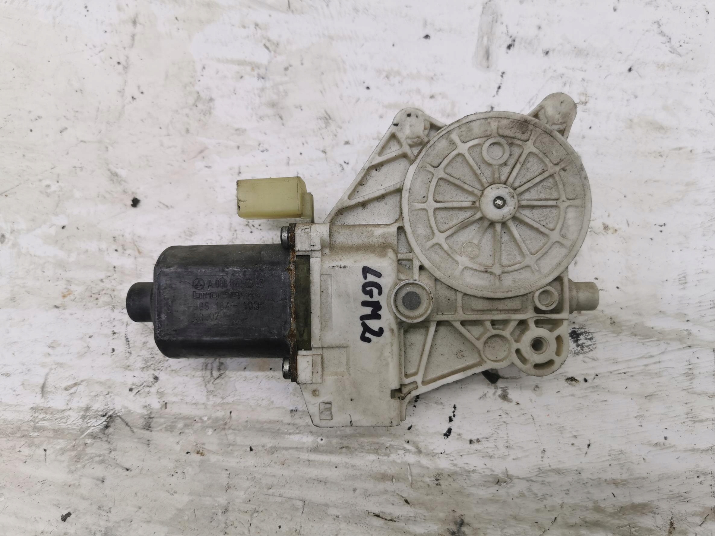 Micro moteur Vitres Droite Avant MERCEDES SPRINTER W906