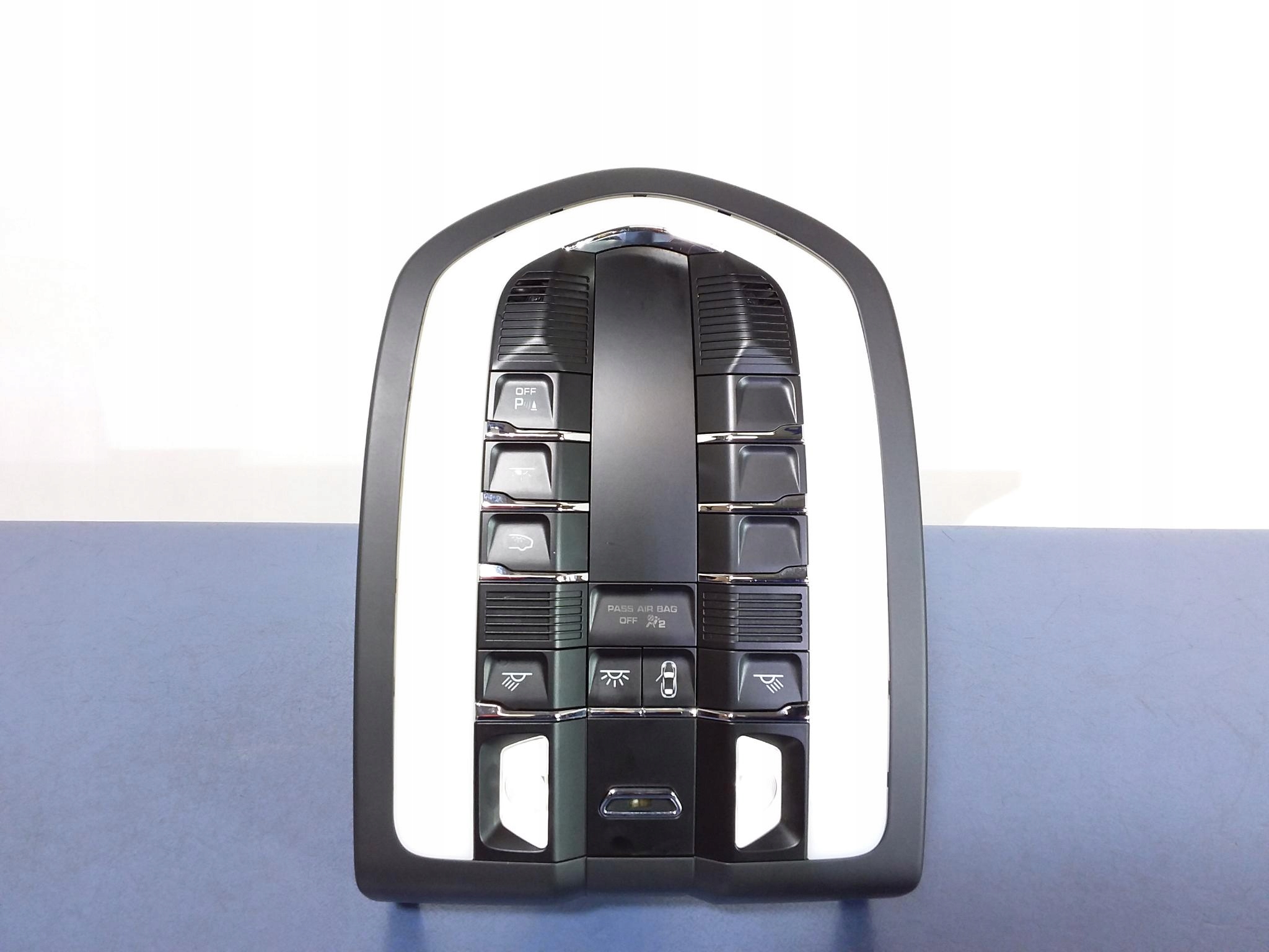 Cayenne II 7P5 панель управления лампочки 7PP919211F