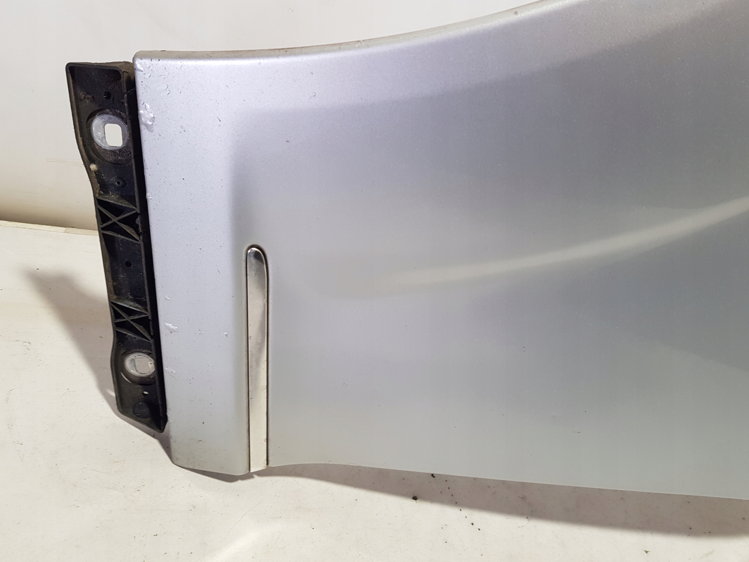 fender left front MERCEDES W221 C775 775