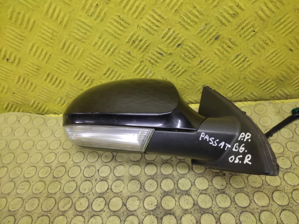 VW PASSAT B6 mirror right 9 PIN