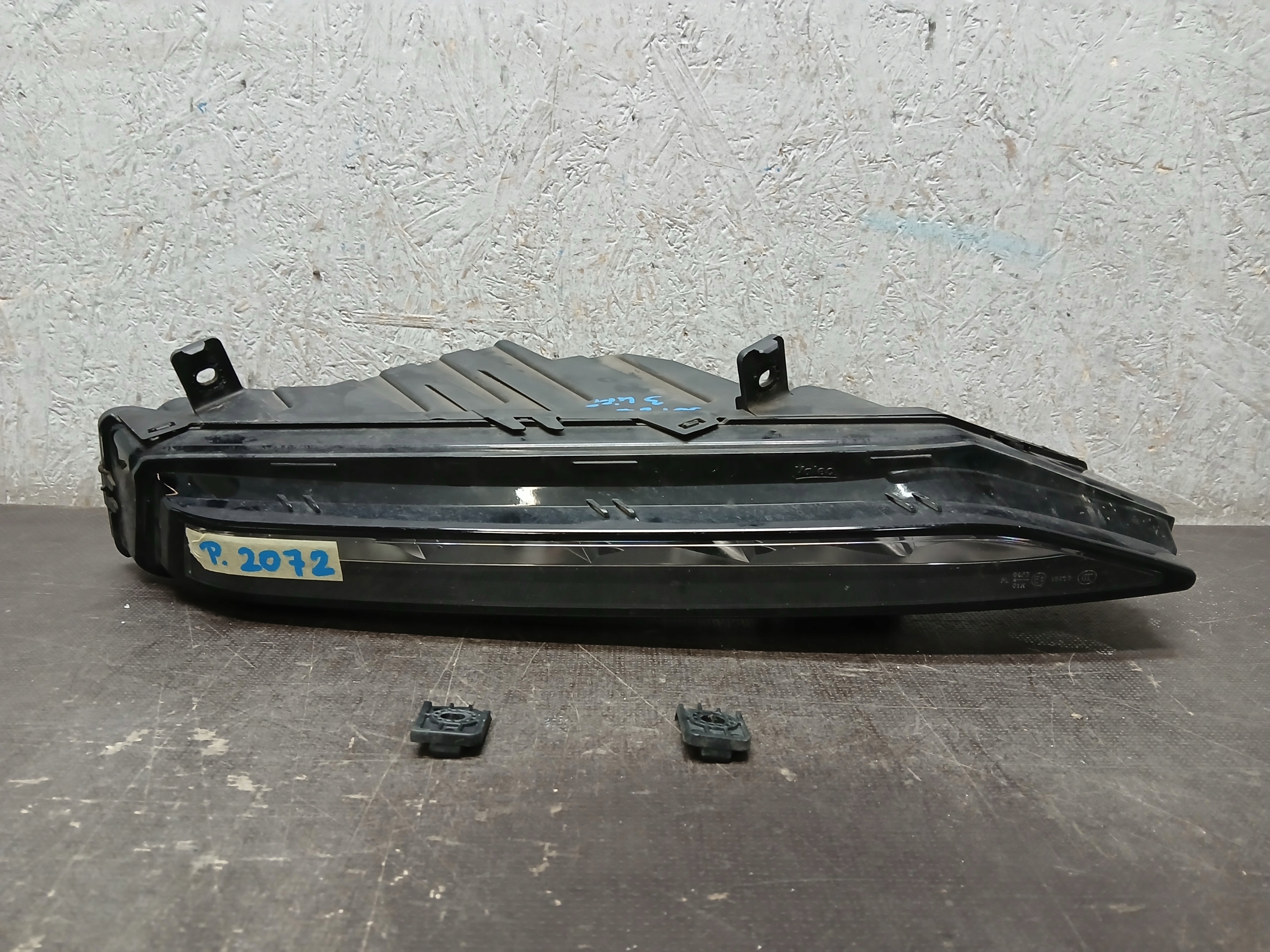 Nebelscheinwerfer rechts SKODA SUPERB III 3 LED 3V0941700B