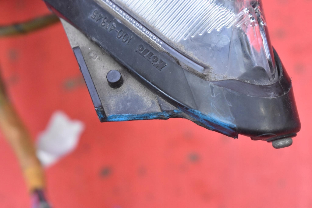 REFLEKTOR right light front lens EU BDG7-51030 MAZDA 3 2 II BL 09-13