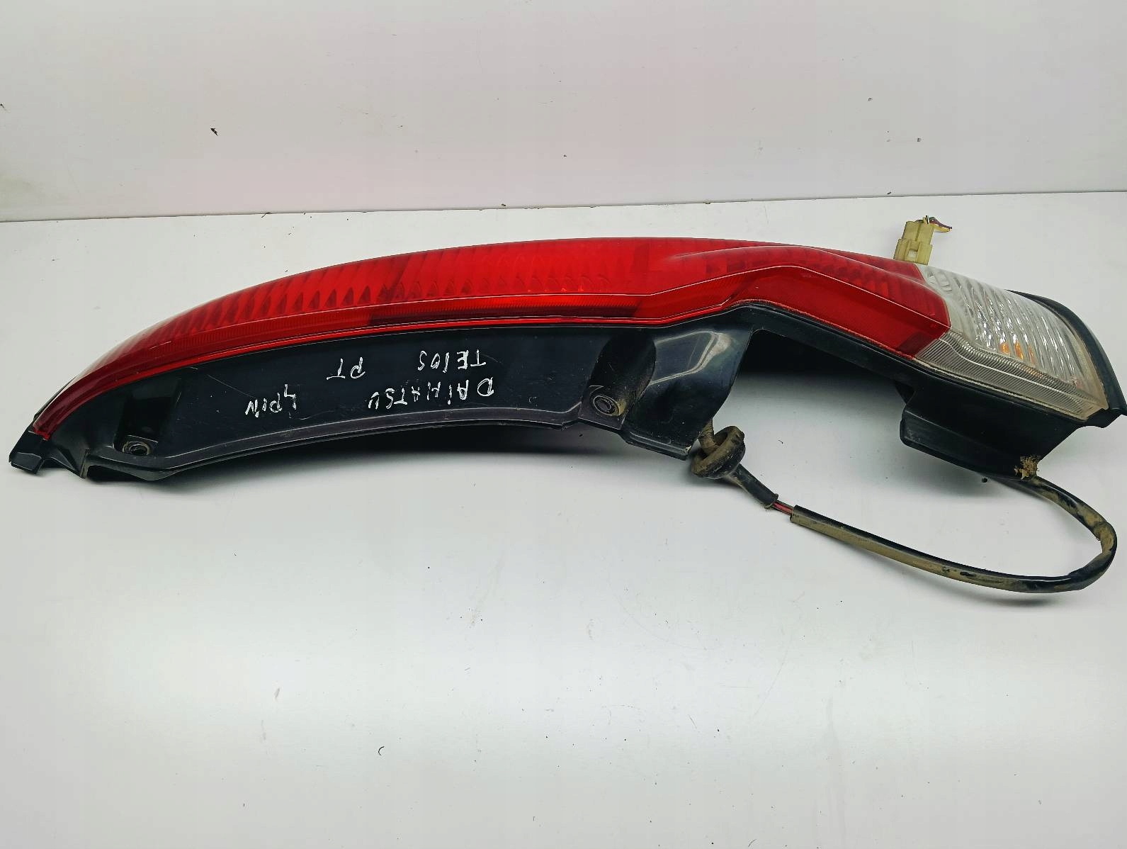 light rear right DAIHATSU TERIOS 03r 220-51672