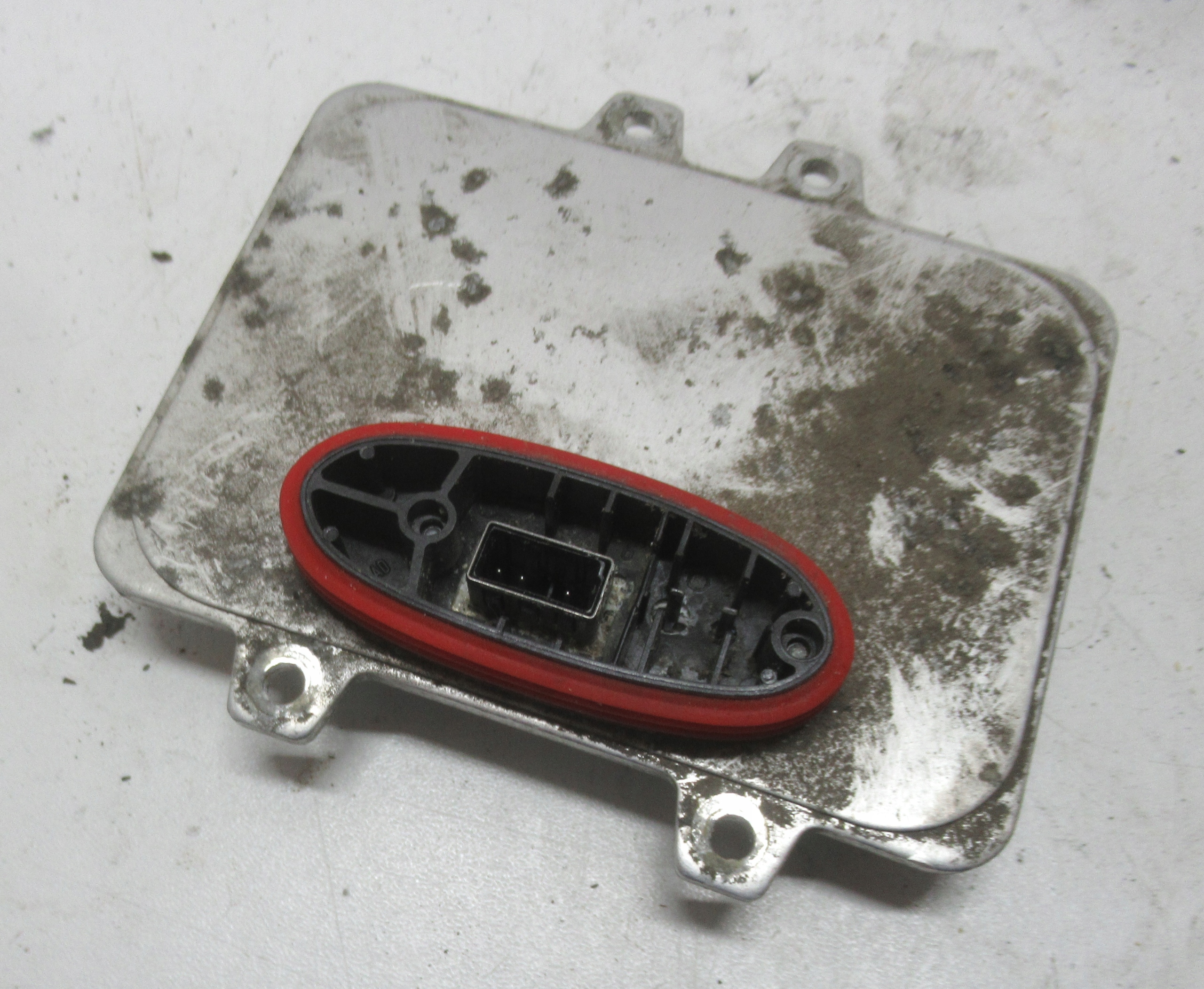KIA SPORTAGE III control unit XENON 00040547