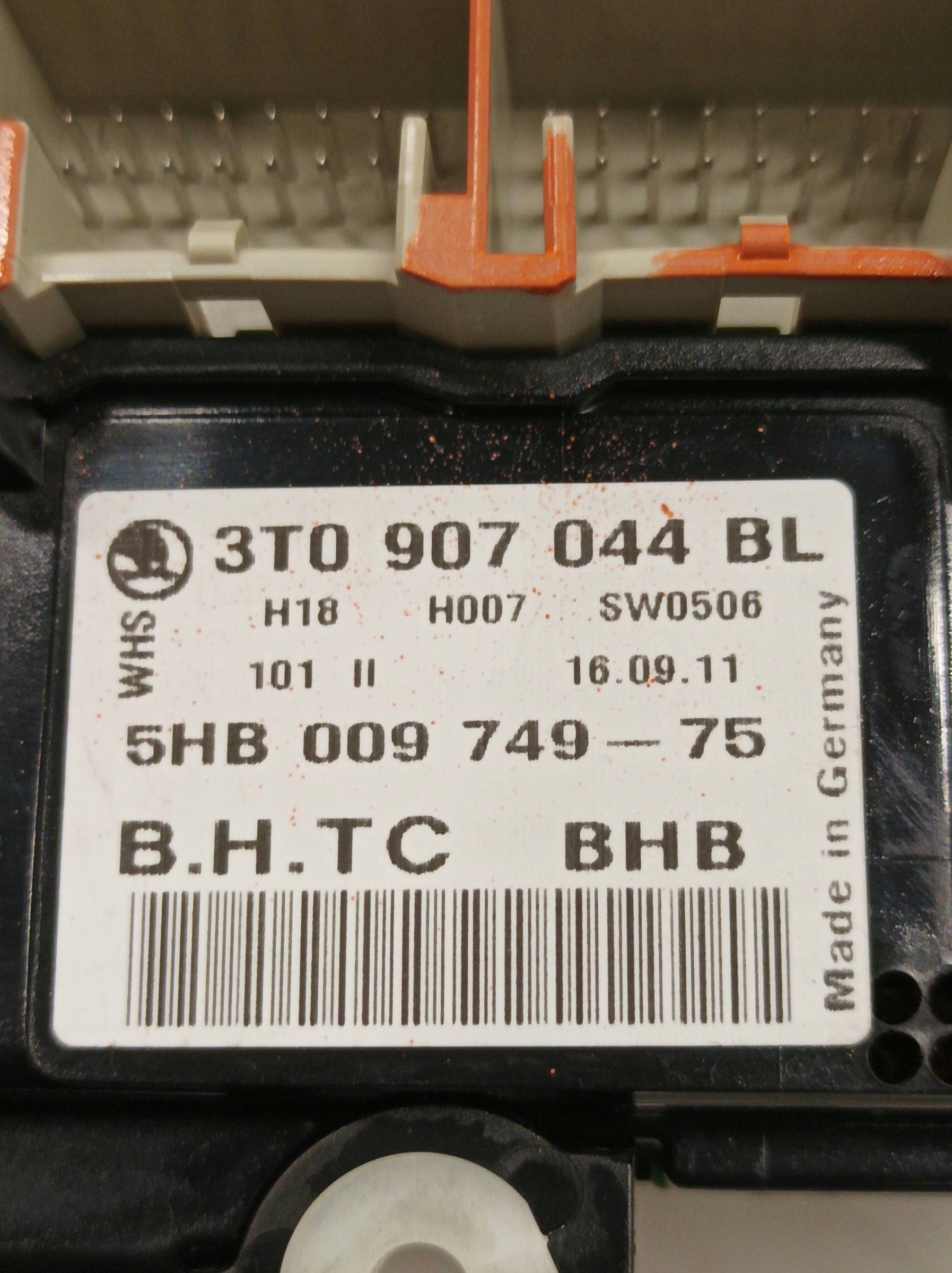 PANEL BOCCHETTE 3T0907044BL Skoda Superb II (2008-2015)
