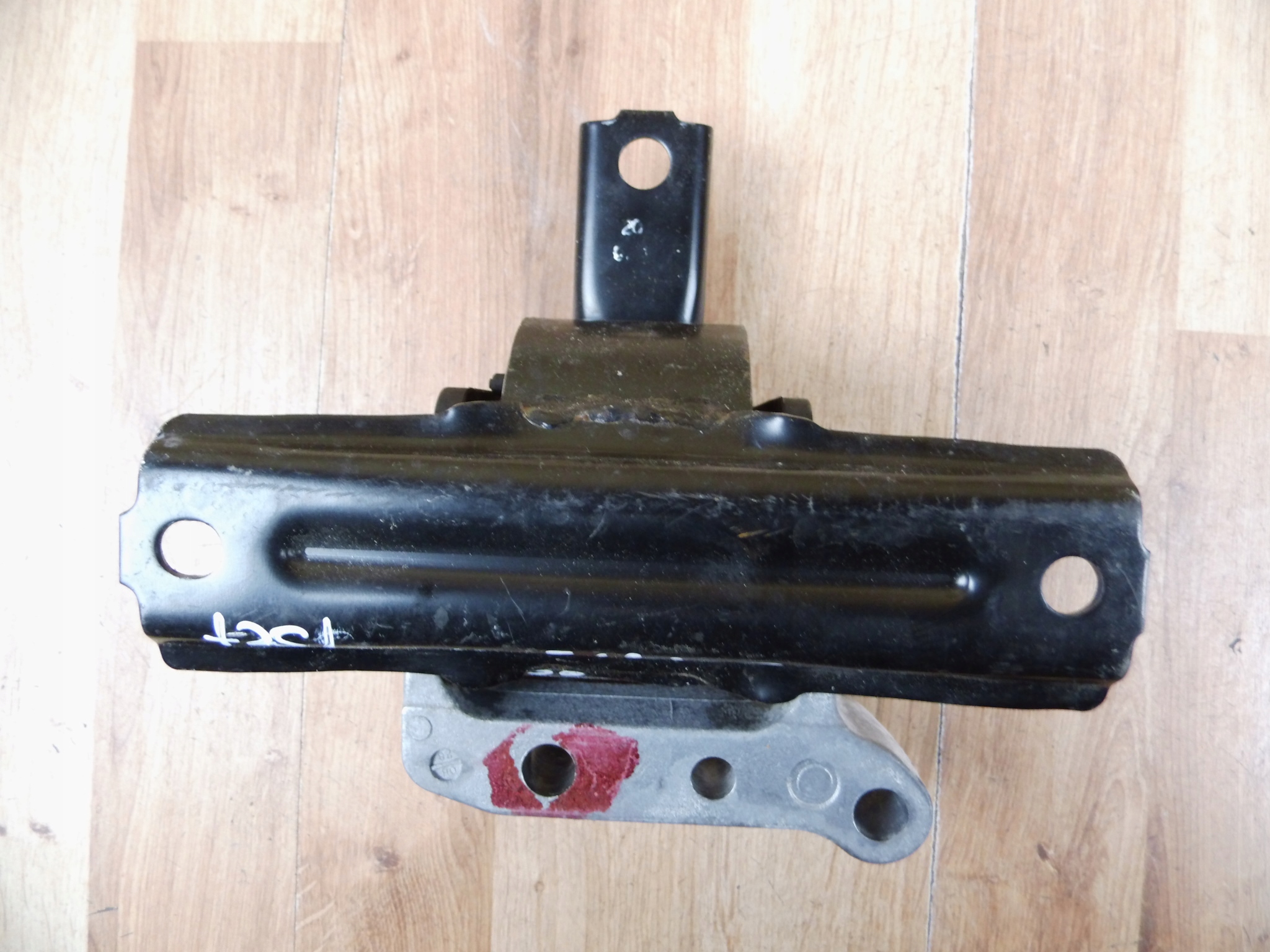 Mitsubishi ASX Lancer holder holder airbag engine mount 1091A180