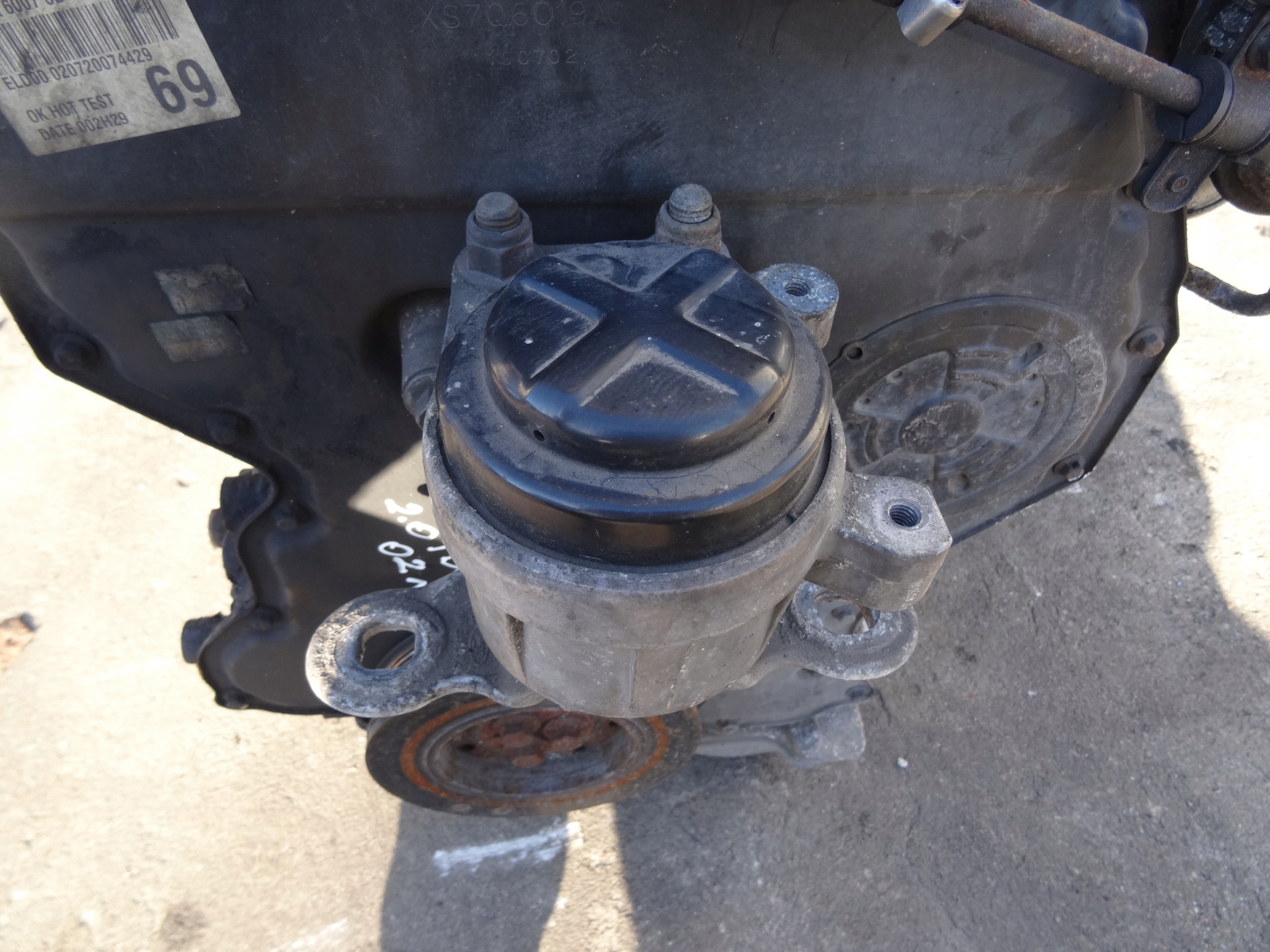 MONDEO MK3 2.0TDCI 02' PODUSZKA SILNIKA