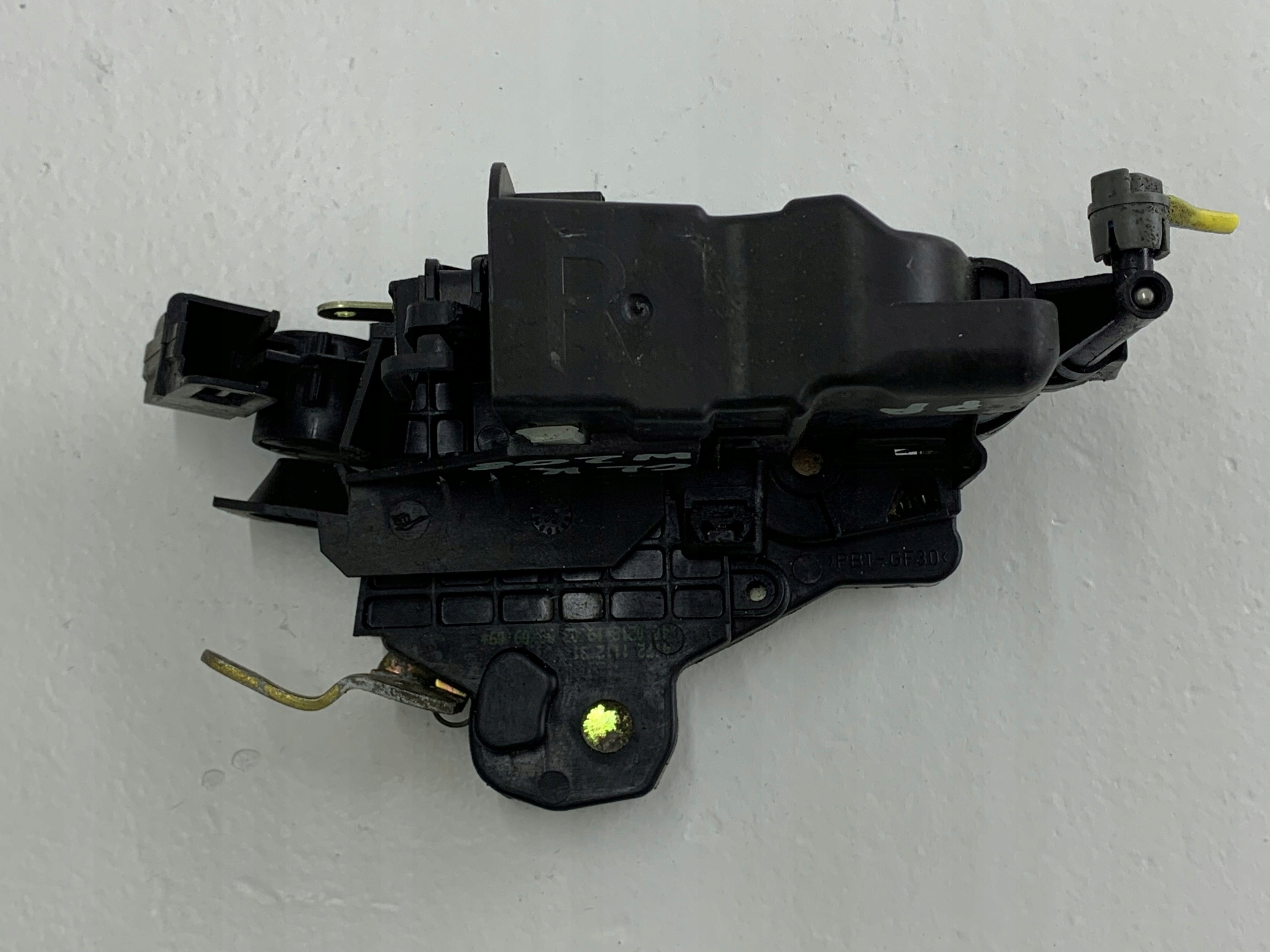 MERCEDES CLK W208 lock door right front 2087200435
